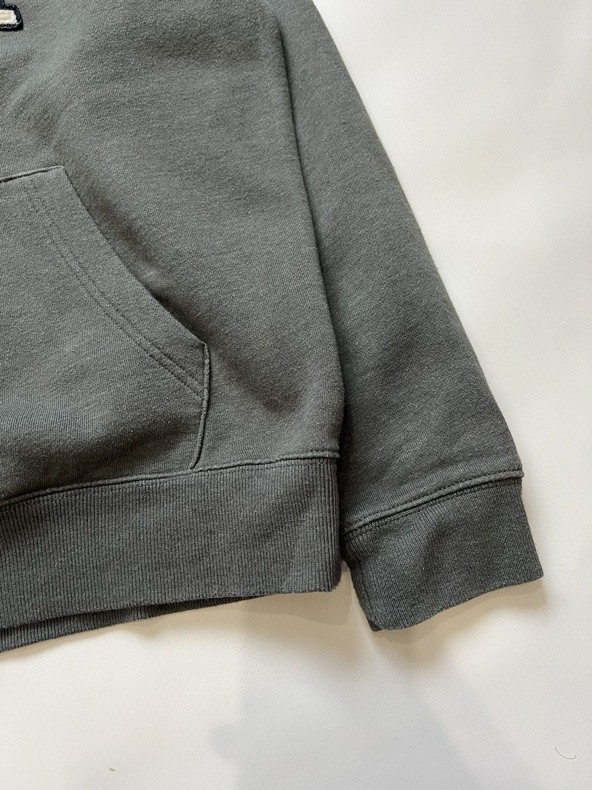 Gap Vintage GAP Grey Hoodie USA Flag Basic Size US M / EU 48-50 / 2 - 6 Thumbnail