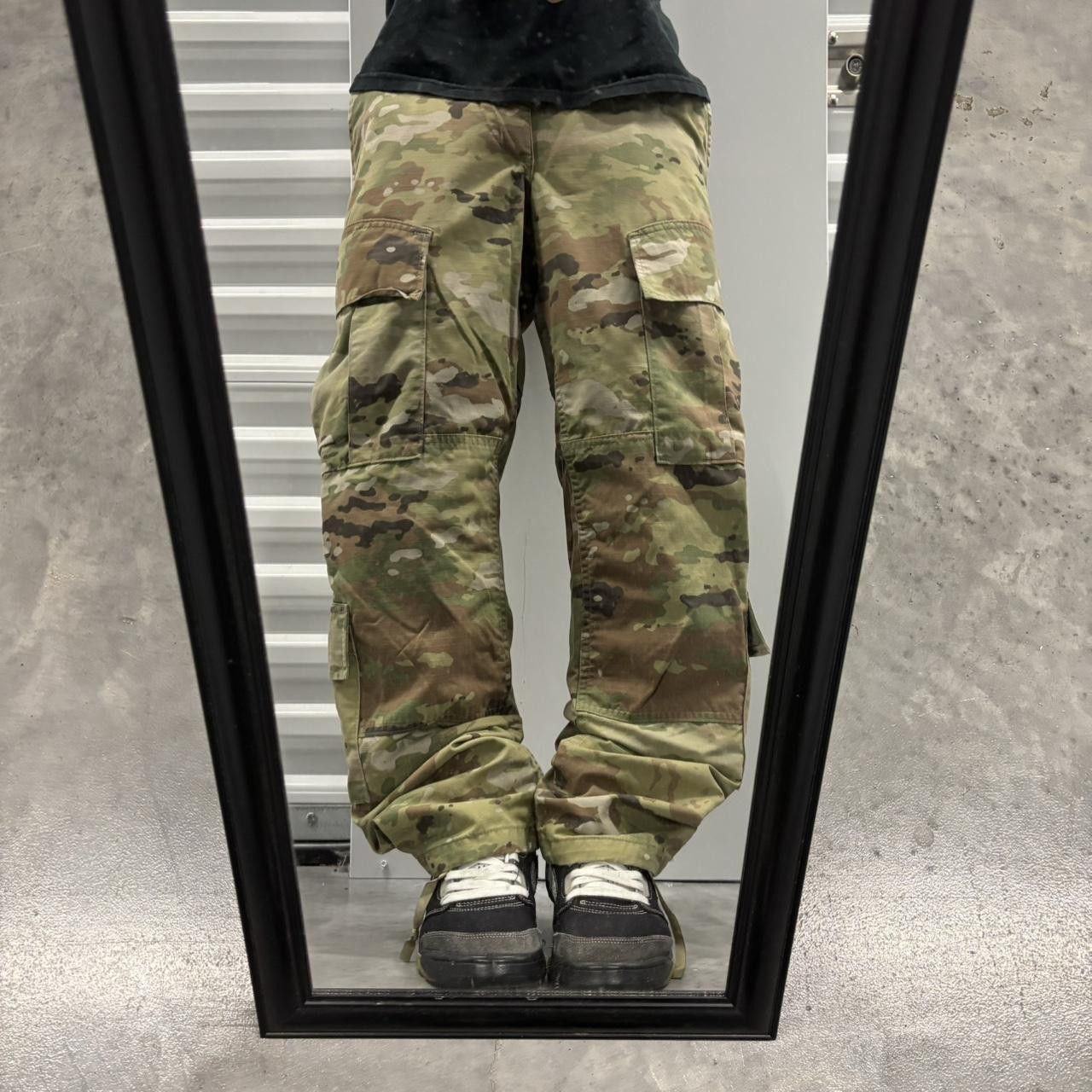 Japanese Brand × Vintage Crazy Vintage Y2K/2000s Military Camo Streetwear Skater Cargo Pants! Size US 28 / EU 44 - 1 Thumbnail