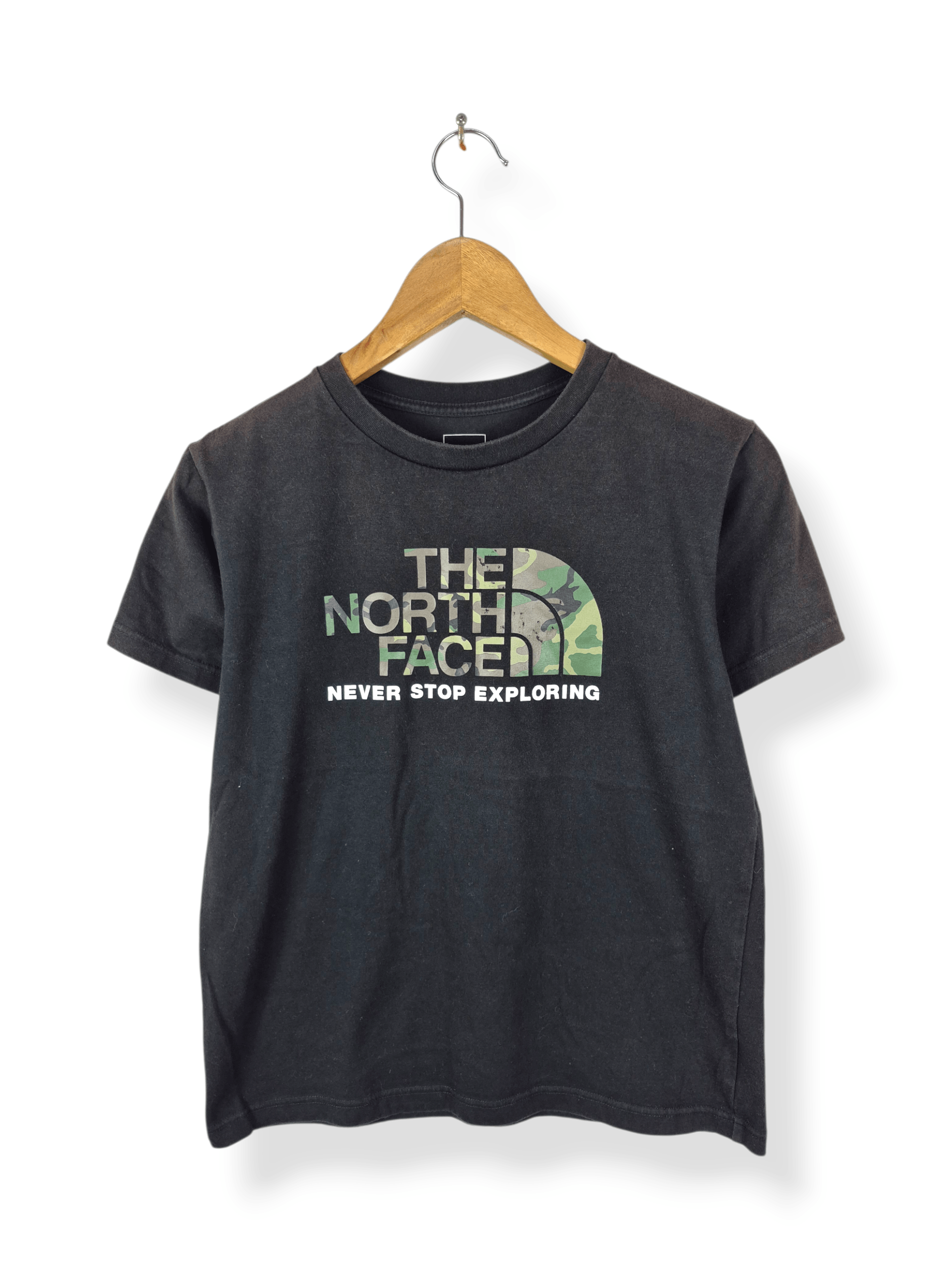 The North Face 🔥 The North Face Camo Logo Tee Kids Youth Size US XS / EU 42 / 0 - 1 Thumbnail