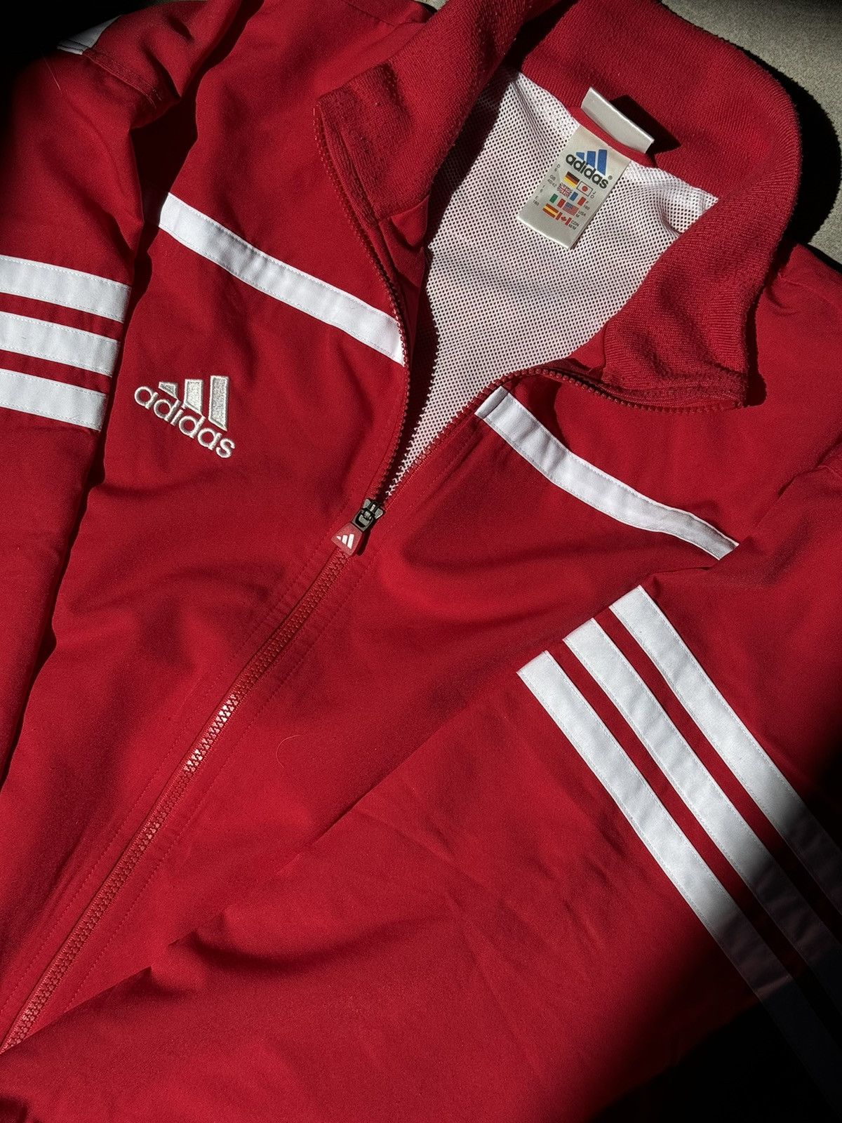 Adidas × Vintage Adidas Suisse vintage red jacket 00’ Size US M / EU 48-50 / 2 - 5 Thumbnail