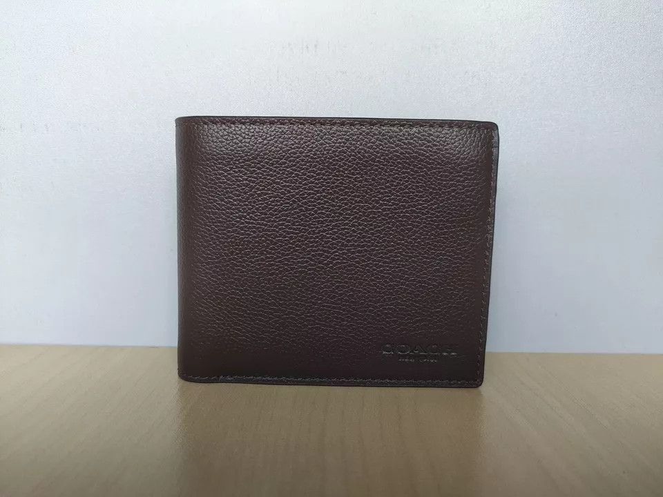 Coach 3 - IN - 1 Leather Wallet T 0547
