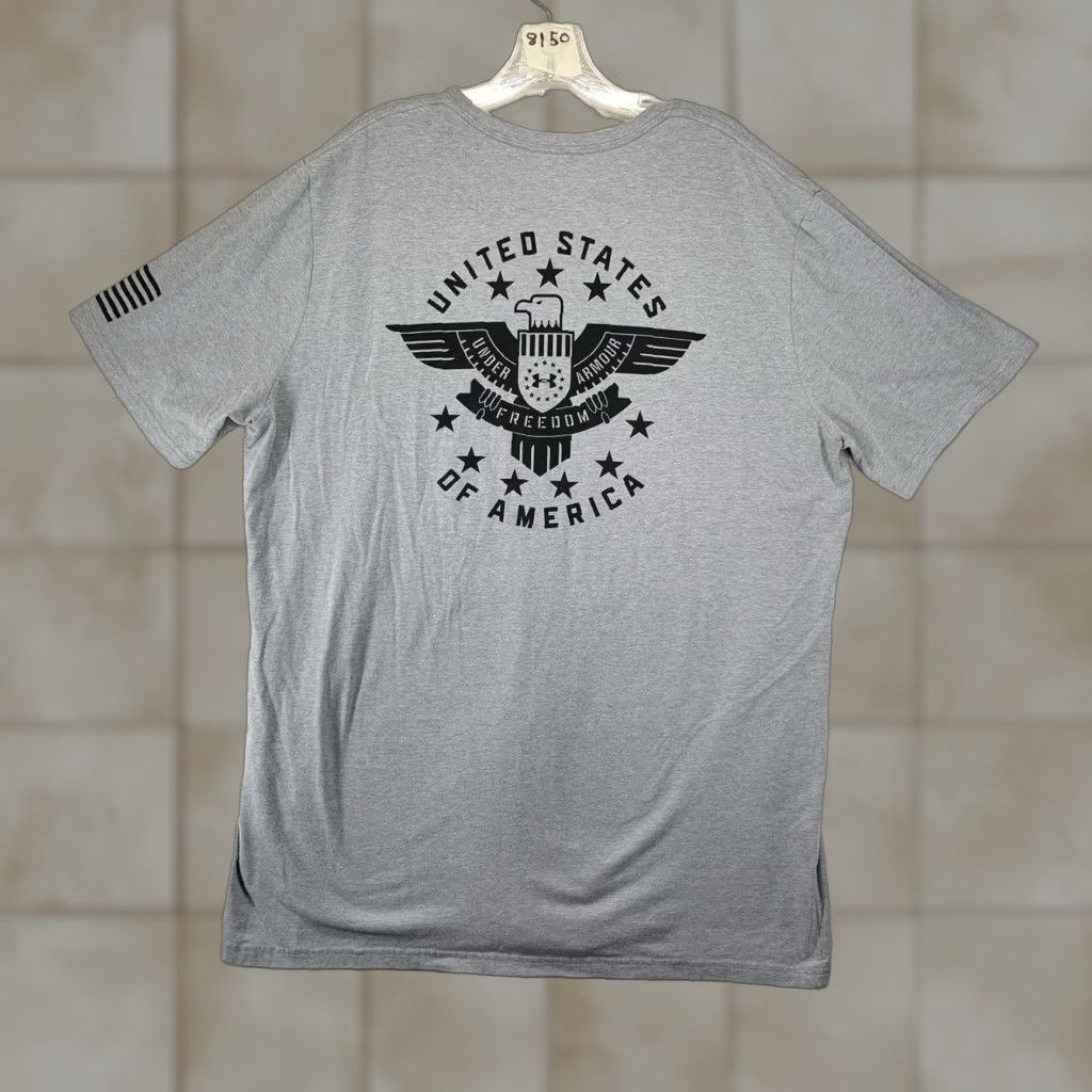 Under Armour VINTAGE Under Armour Men T-Shirt 2XL Gray Graphic Print American Flag Crew Neck Short Sleeve Athletic Tee Size US XXL / EU 58 / 5 - 1 Thumbnail