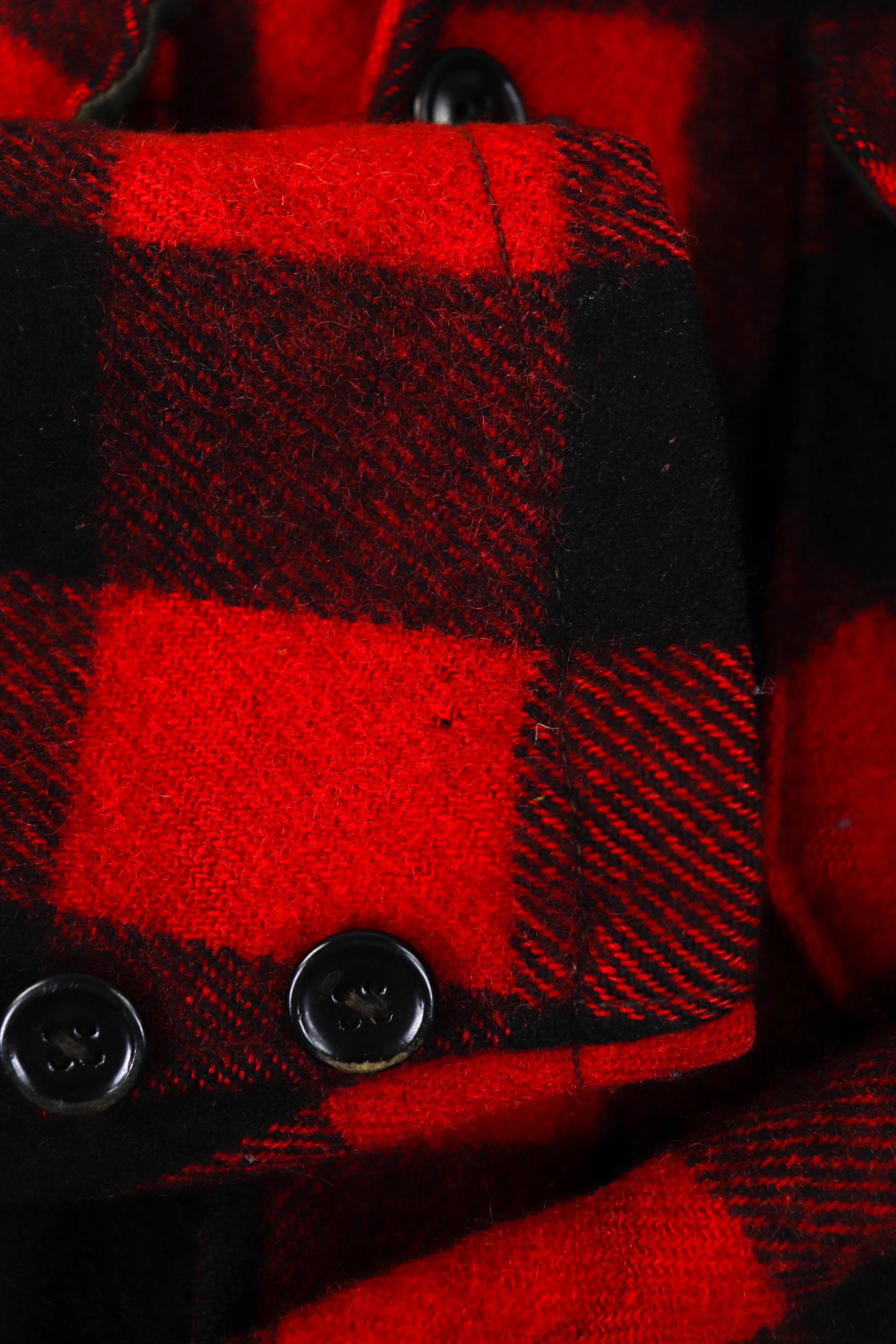 Vintage Vintage Red Buffalo Plaid Wool Lumberjack Overshirt Jacket Size US M / EU 48-50 / 2 - 14 Thumbnail