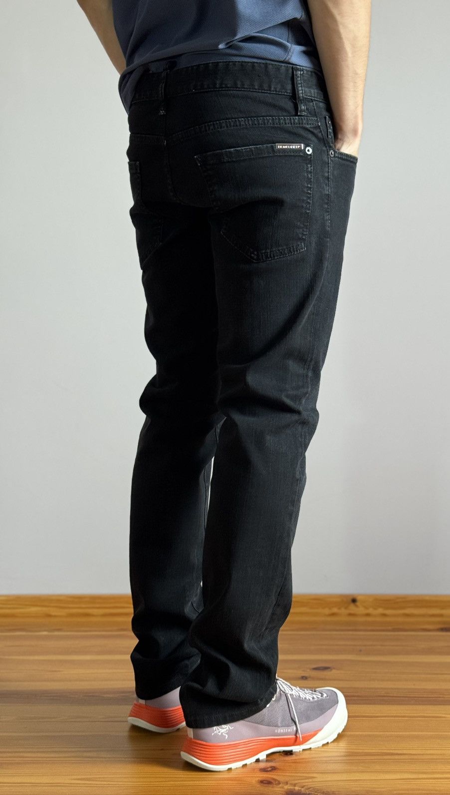 Dsquared2 Dsquared2 Metal Logo Denim Pants Black Jeans 48 Size US 30 / EU 46 - 1 Thumbnail