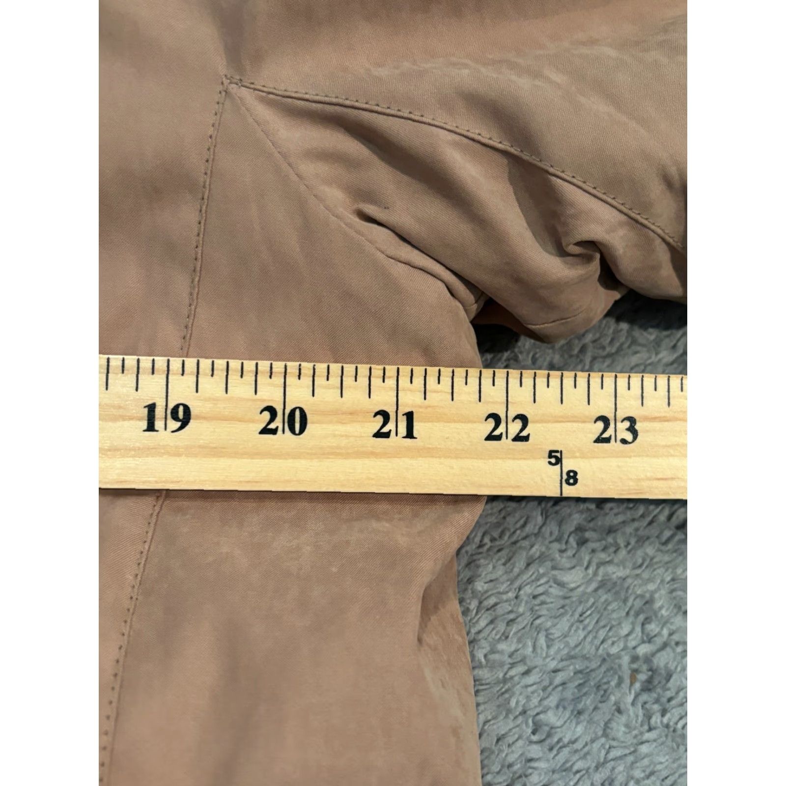 Jones New York VINTAGE Jones New York Reversible Faux Fur Coat Womens Medium Tan Beige Button Size M / US 6-8 / IT 42-44 - 3 Thumbnail