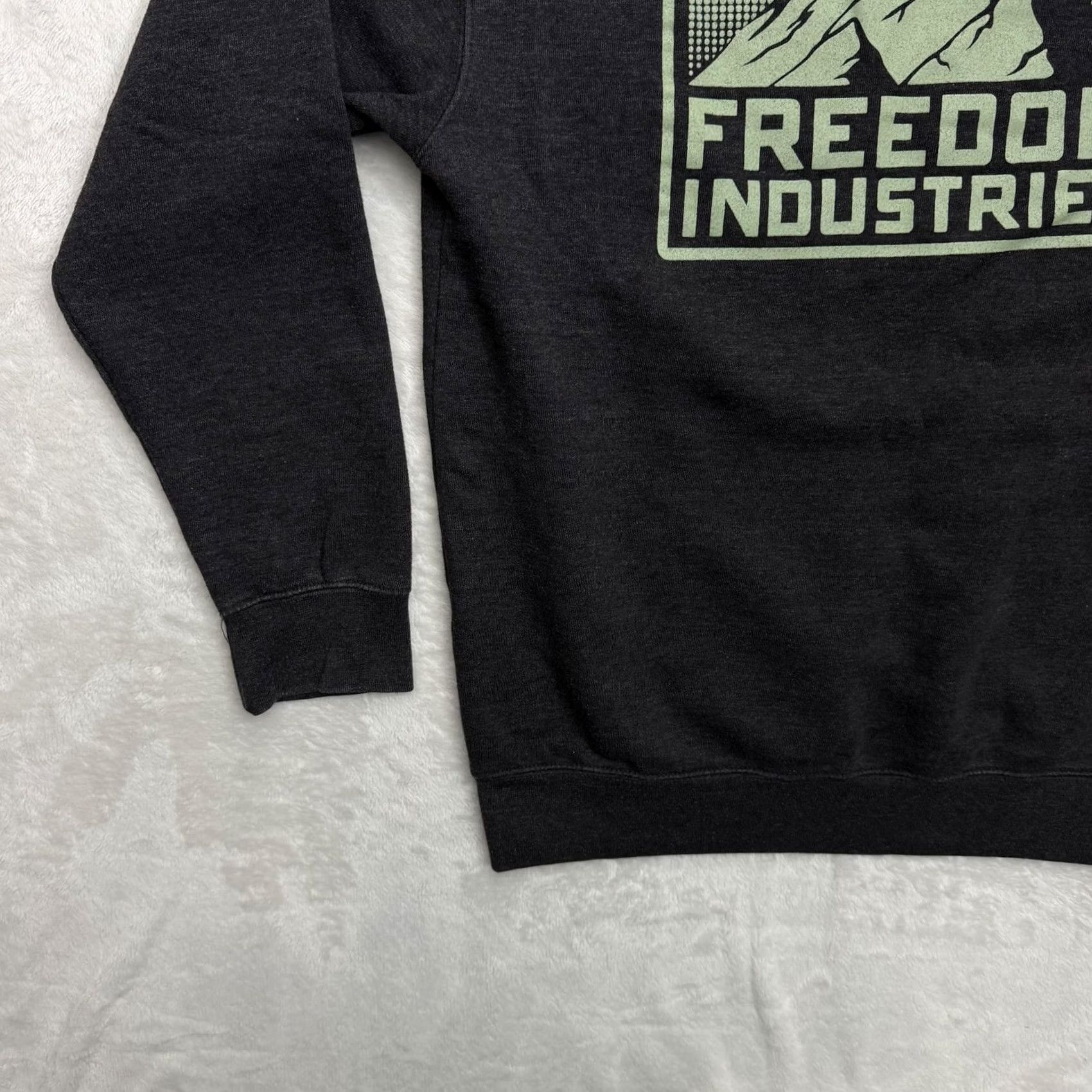 Industrie Freedom Industries Hoodie Mens M Gray Fleece Pullover Graphic Print Hooded Pockets Crew Neck Size US M / EU 48-50 / 2 - 7 Thumbnail