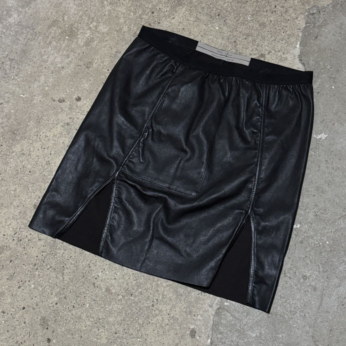 Rick Owens S/S 2022 Rick owens leather skirt Size 28" / US 6 / IT 42 - 2 Thumbnail