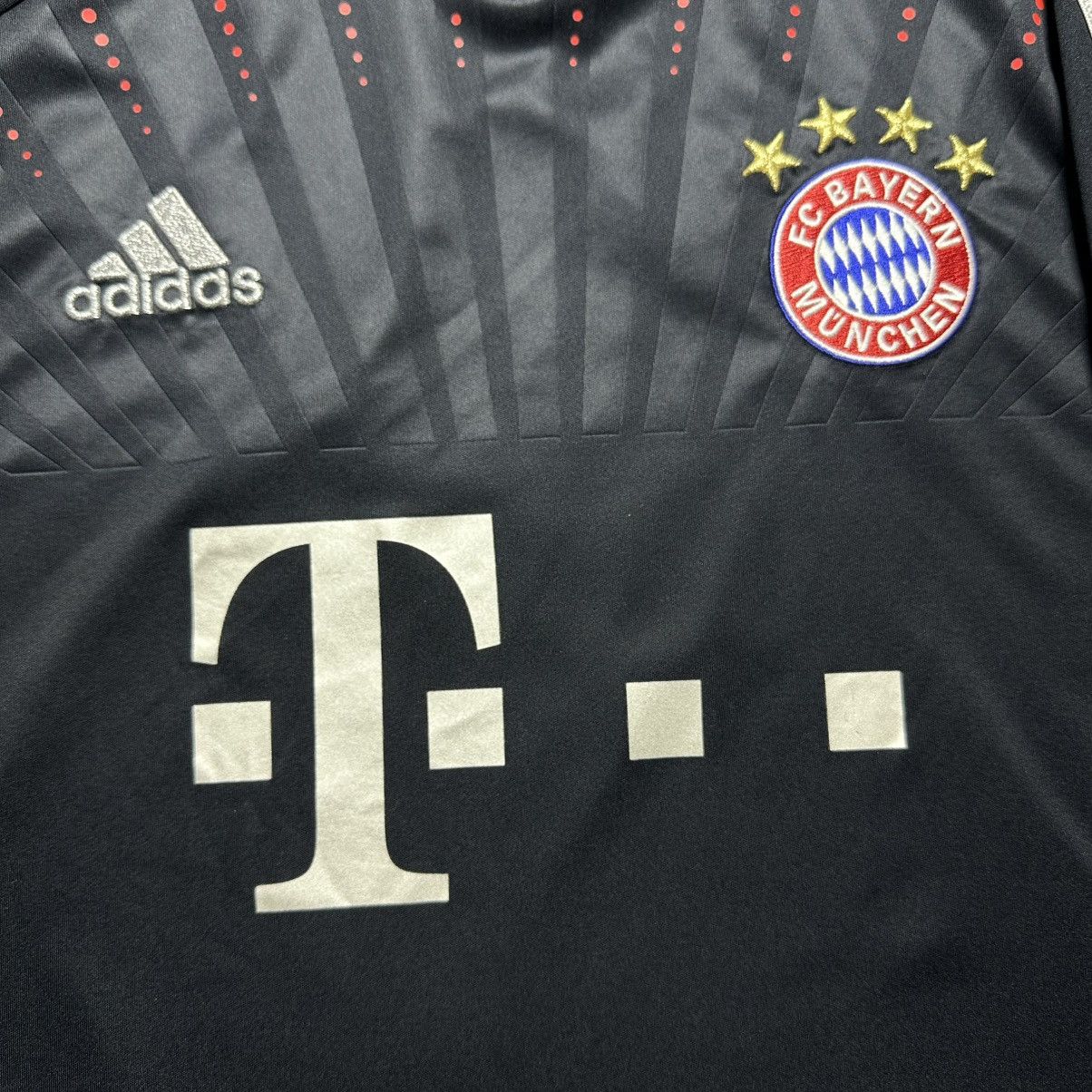 Vintage BAYERN ADIDAS 2012/2013 FOOTBALL THIRD JERSEY #71 ROBBERY Size US M / EU 48-50 / 2 - 4 Thumbnail