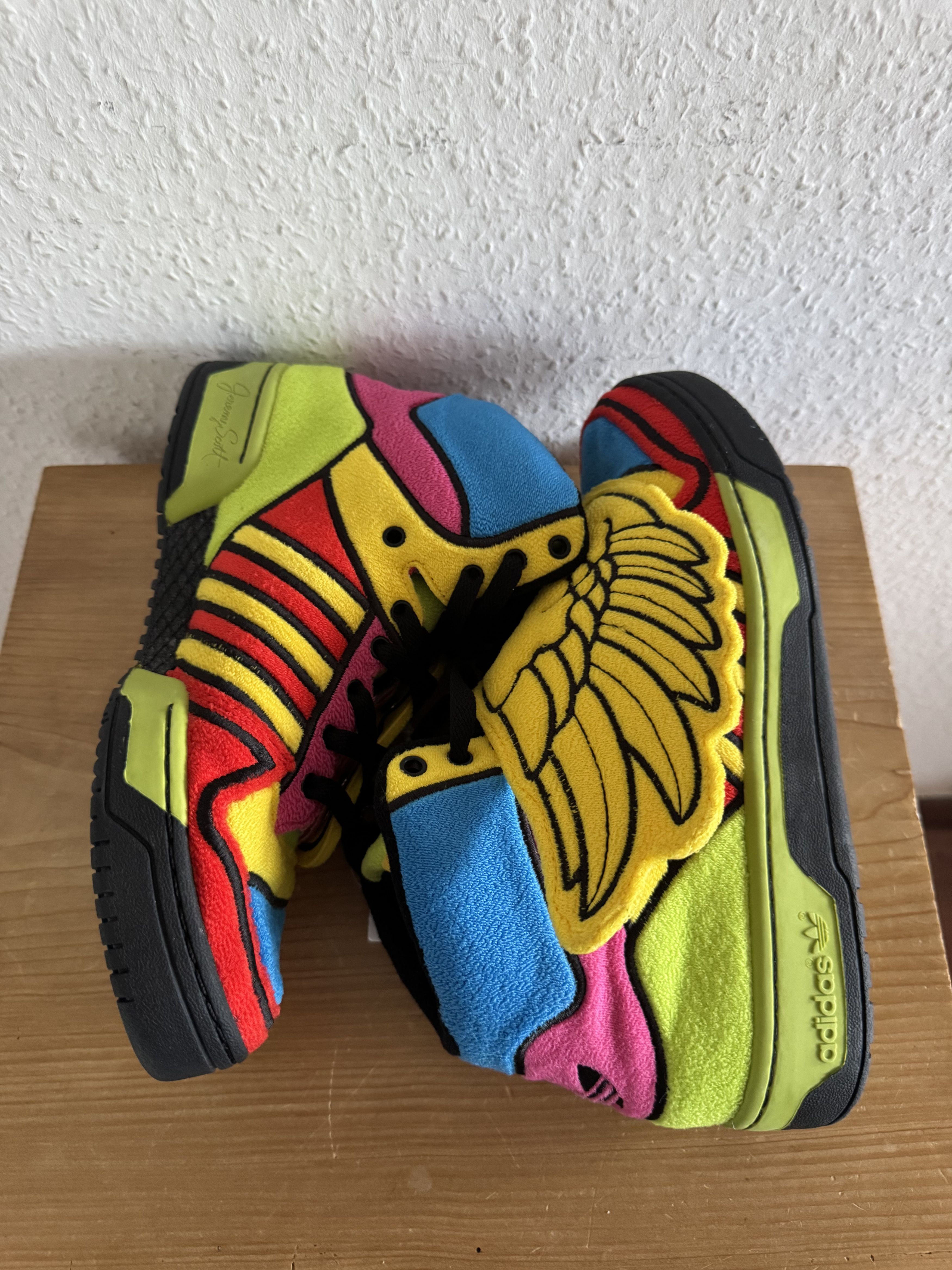 Adidas × Jeremy Scott Winged Rainbow Fleece High Top Sneakers Size US 9.5 / EU 42-43 - 2 Thumbnail