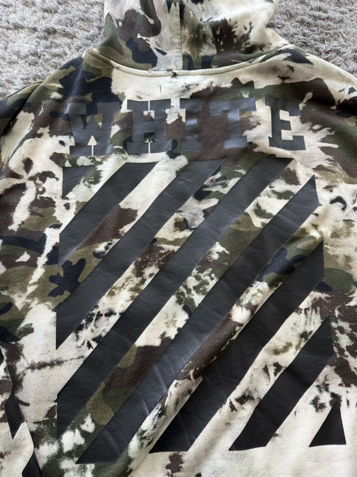 Off-White Off white Vintage Camo Zip Up Hoodie size S Size US S / EU 44-46 / 1 - 5 Thumbnail