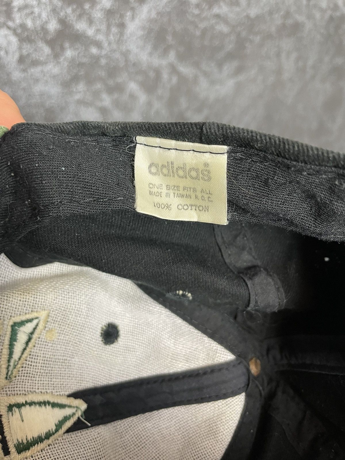 Adidas × Vintage Vintage Adidas Old Dad Hat Cap logo embroidered y2k faded Size ONE SIZE - 3 Thumbnail