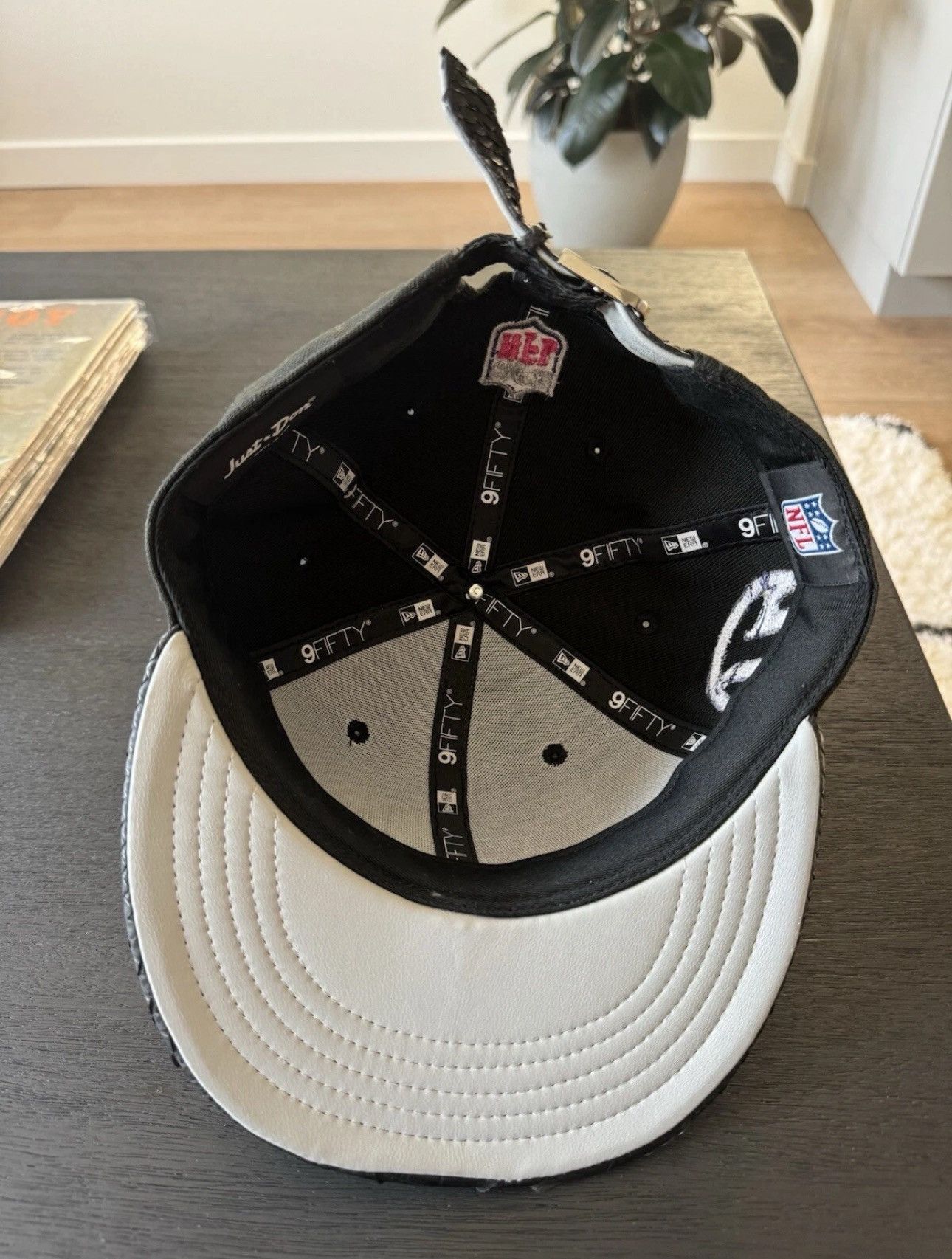 Just Don × New Era Just Don New Era Super Bowl LVIII NFL Usher Python Rare New Size ONE SIZE - 3 Thumbnail