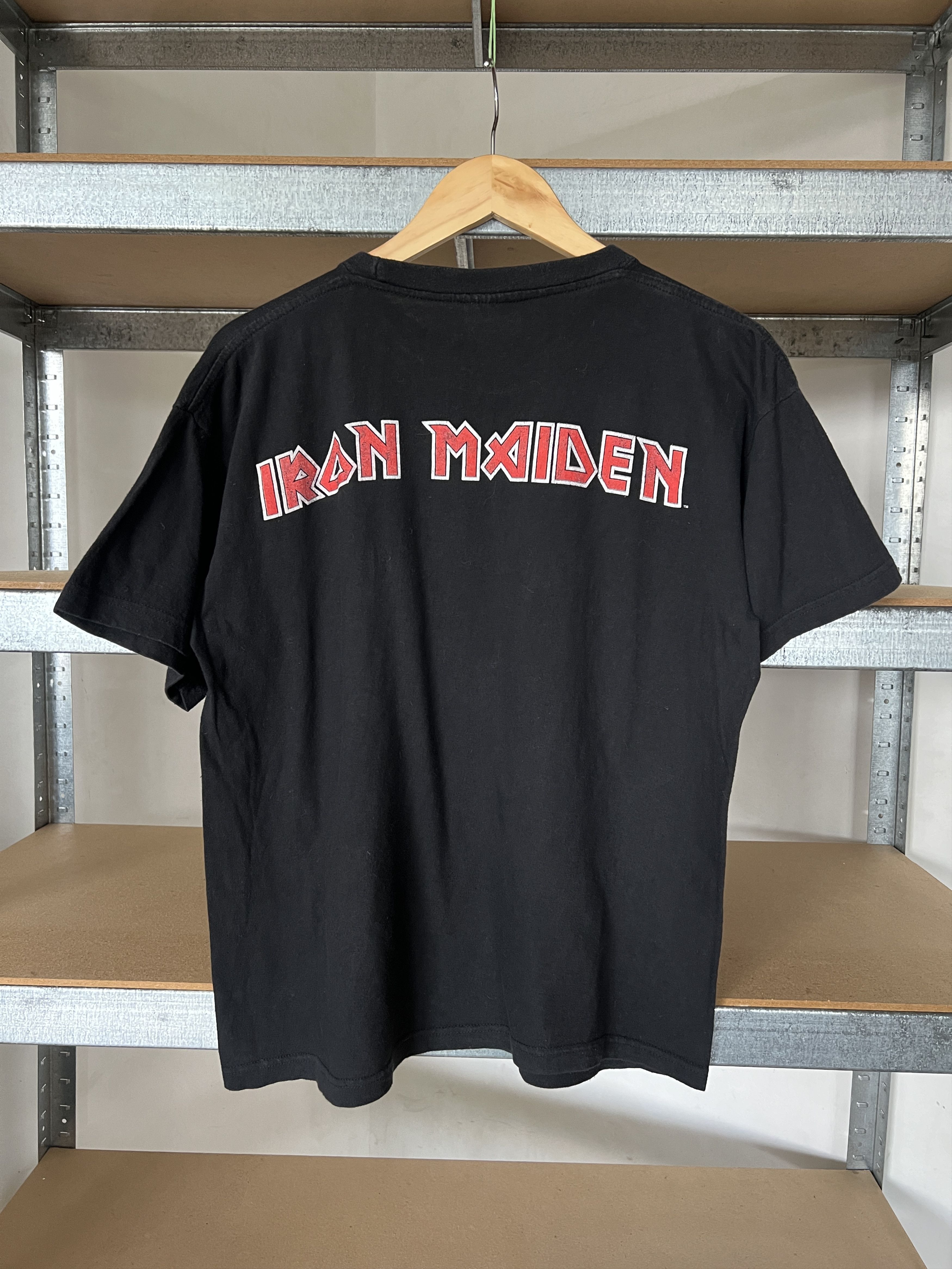 Band Tees Vintage 90s Iron Maiden Rock band 1982 T-shirt Size US M / EU 48-50 / 2 - 2 Thumbnail
