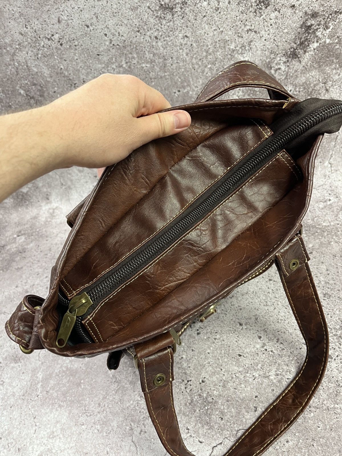 Diesel Diesel Faux Leather Shoulder Bag Multi Pocket Vintage Y2K Size ONE SIZE - 11 Thumbnail