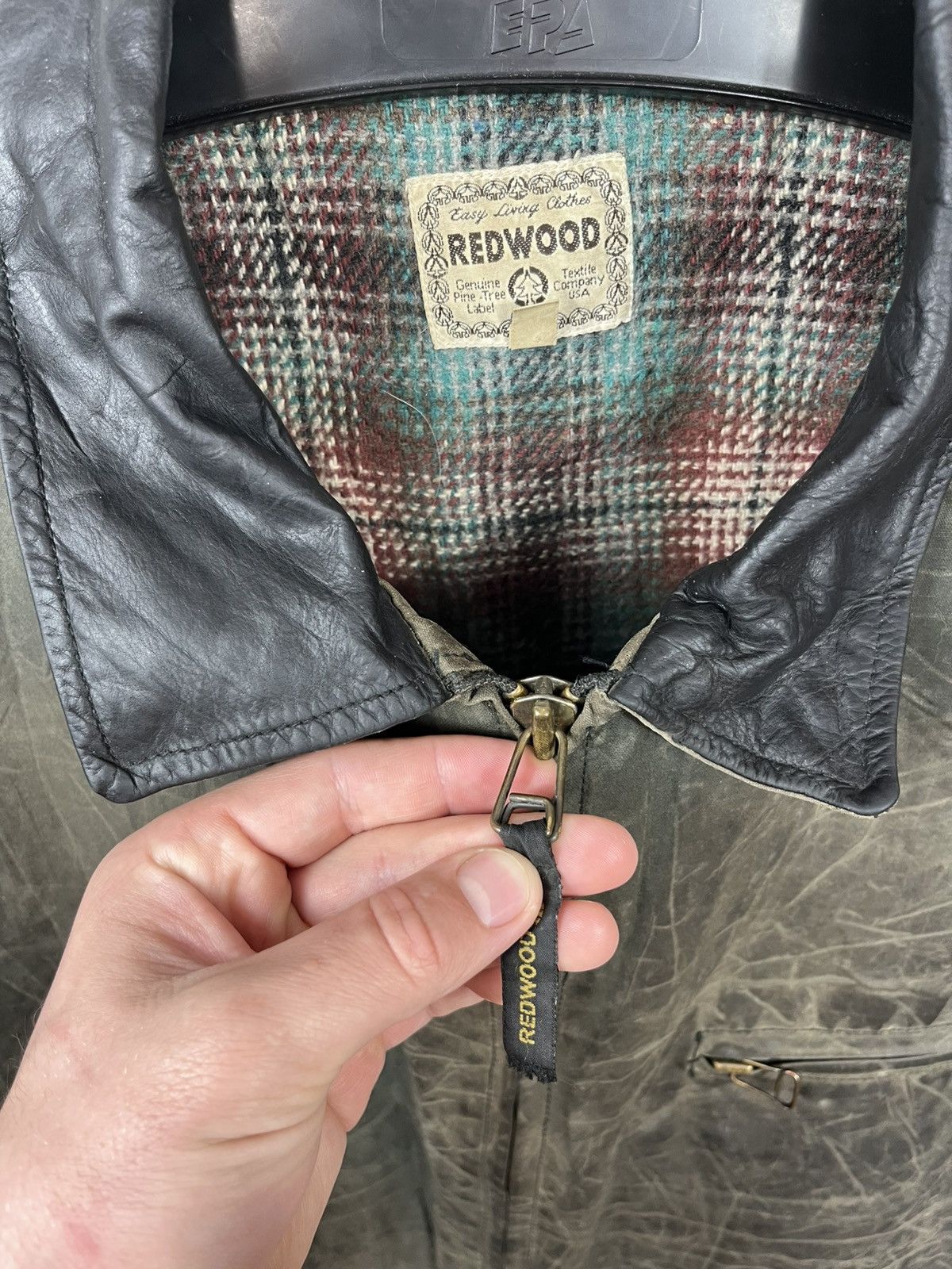 Other Vintage Redwood Waxed Jacket Distressed Leather Collar XL Size US XL / EU 56 / 4 - 6 Thumbnail