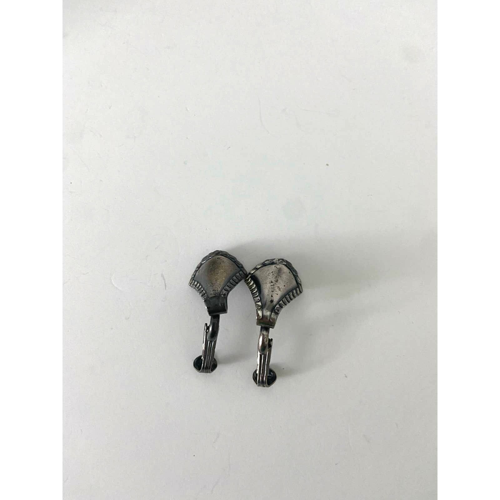 Vintage Vintage Napier Silver Tone Metal Clip Earrings Size ONE SIZE - 3 Thumbnail