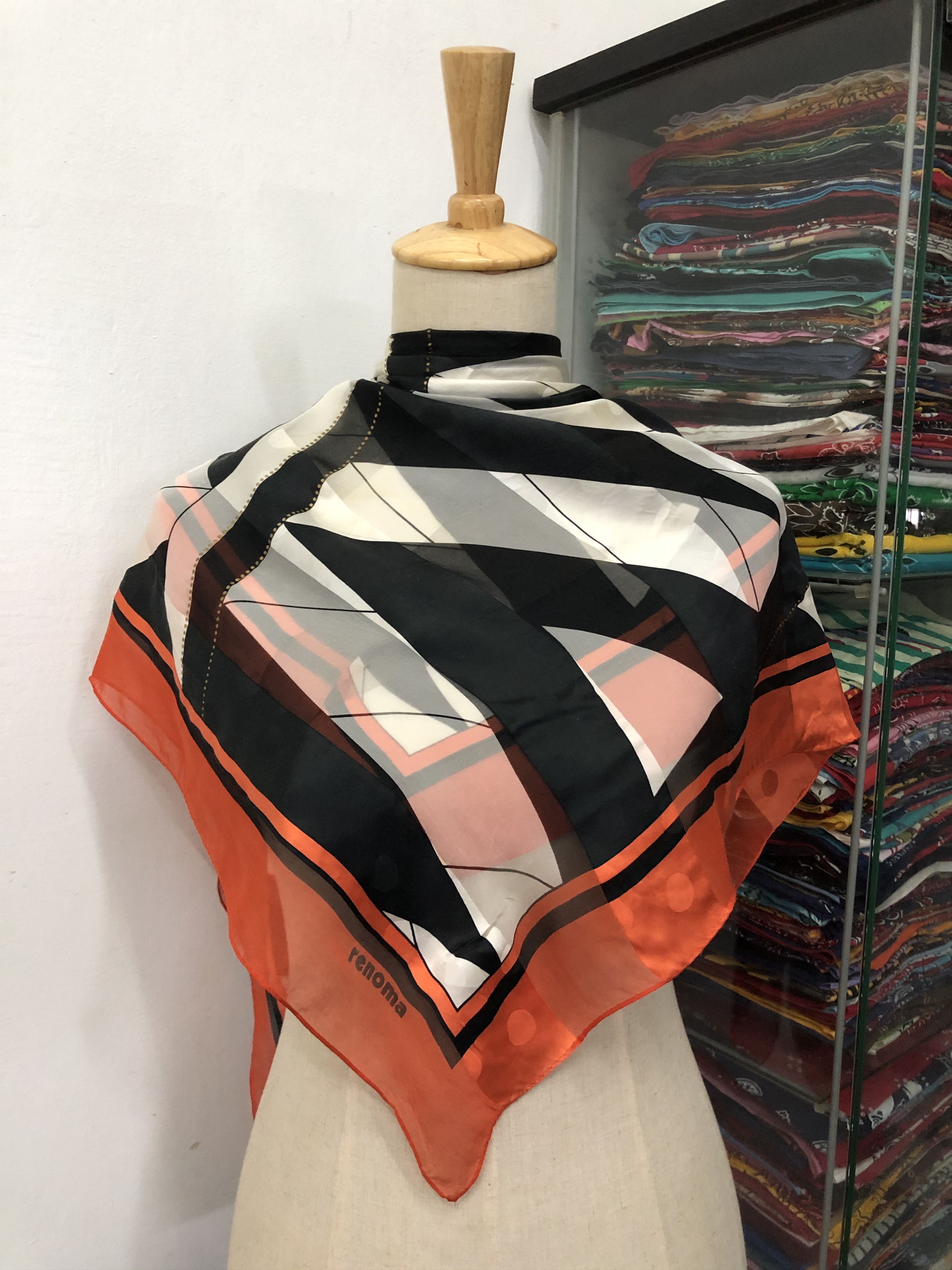 Renoma × Vintage Vintage Renoma Silk Scarf Size ONE SIZE - 1 Thumbnail