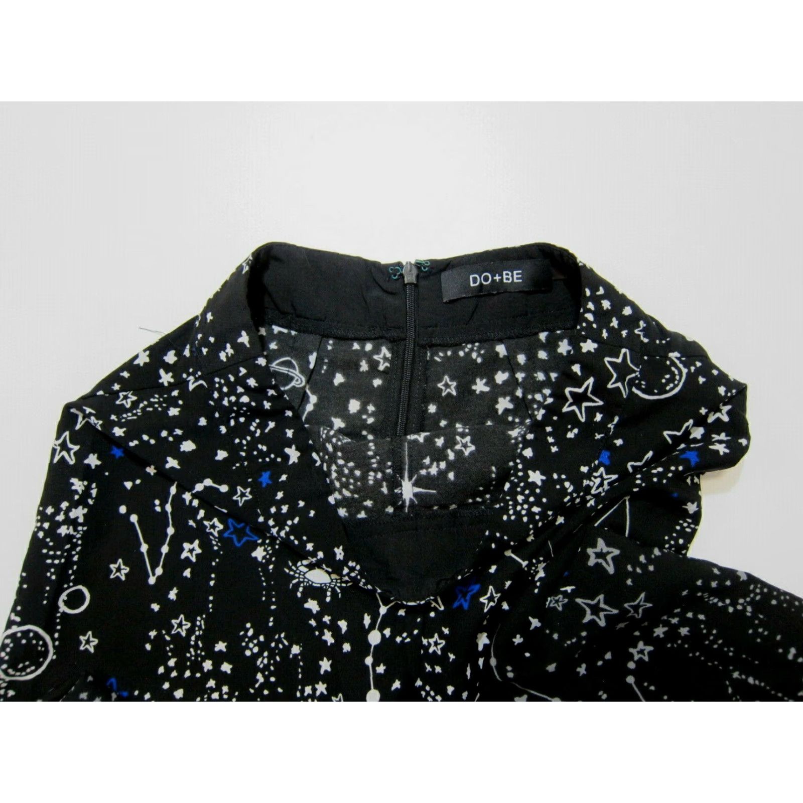 Vintage DO+BE Black Blue White Astrology Star Planet Bloomer Capri Pant Women Size Small Size 28" / US 6 / IT 42 - 4 Thumbnail