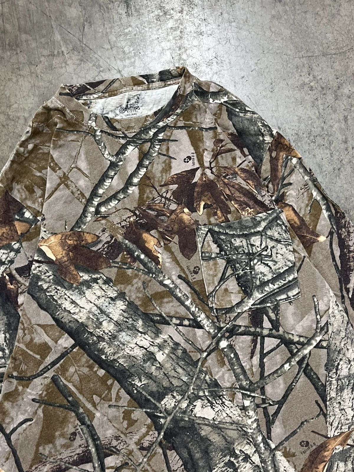 Realtree × Vintage Realtree camo longsleeve tee shirt vintage streetwear hype Size US L / EU 52-54 / 3 - 5 Thumbnail