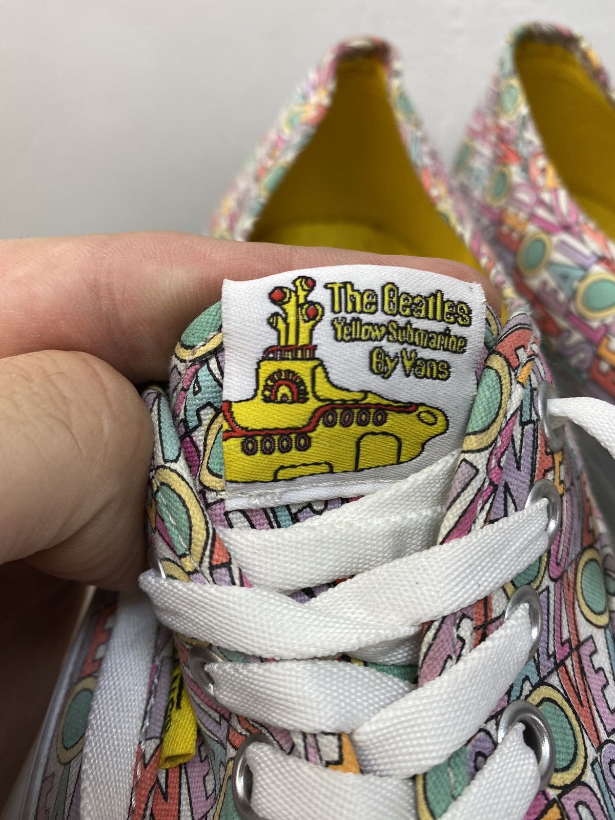 Other Vans X The Beatles Yellow Submarine Shoes 41 Unisex Rare Size US 8 / EU 41 - 22 Thumbnail