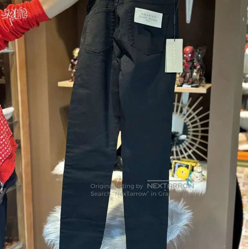 Burberry Burberry Black Cotton Casual Women's Pants. Size 25" / US 0 / IT 36 - 2 Thumbnail