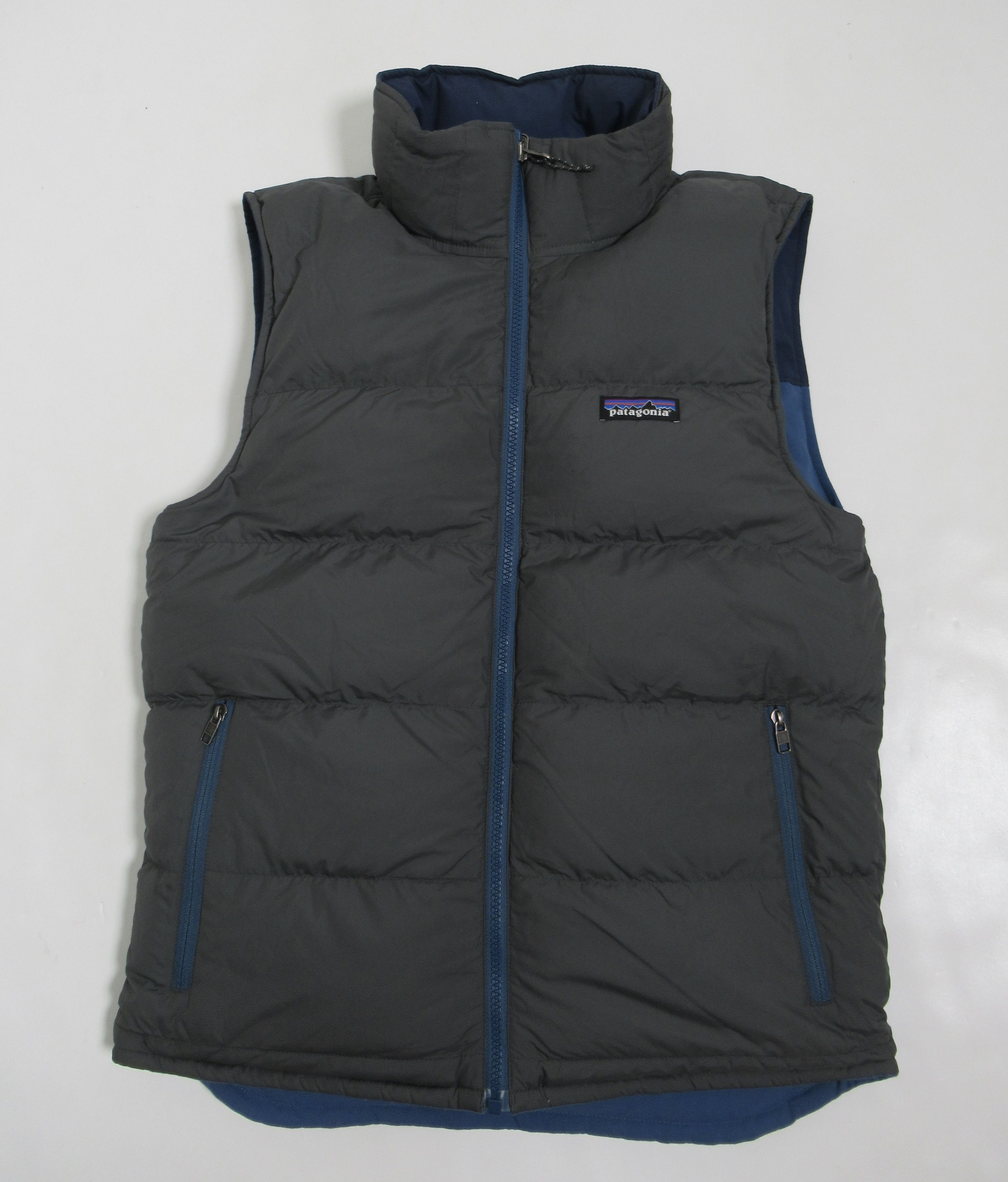 Patagonia Patagonia Reversible Bivy Down Vest Glass Blue 27587FA16 Size US S / EU 44-46 / 1 - 5 Thumbnail