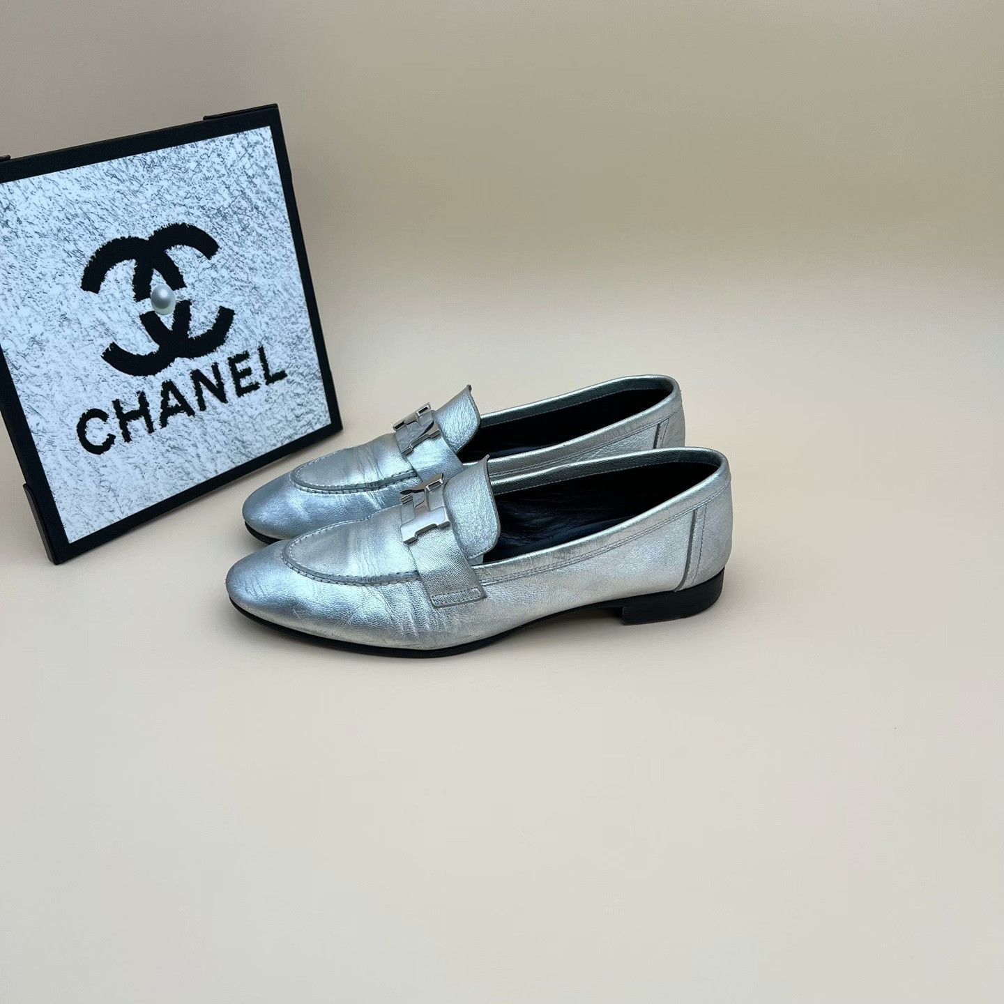 Hermes Hermes Lowtop Sneakers us_6 Women Size US 6 / IT 36 - 1 Thumbnail