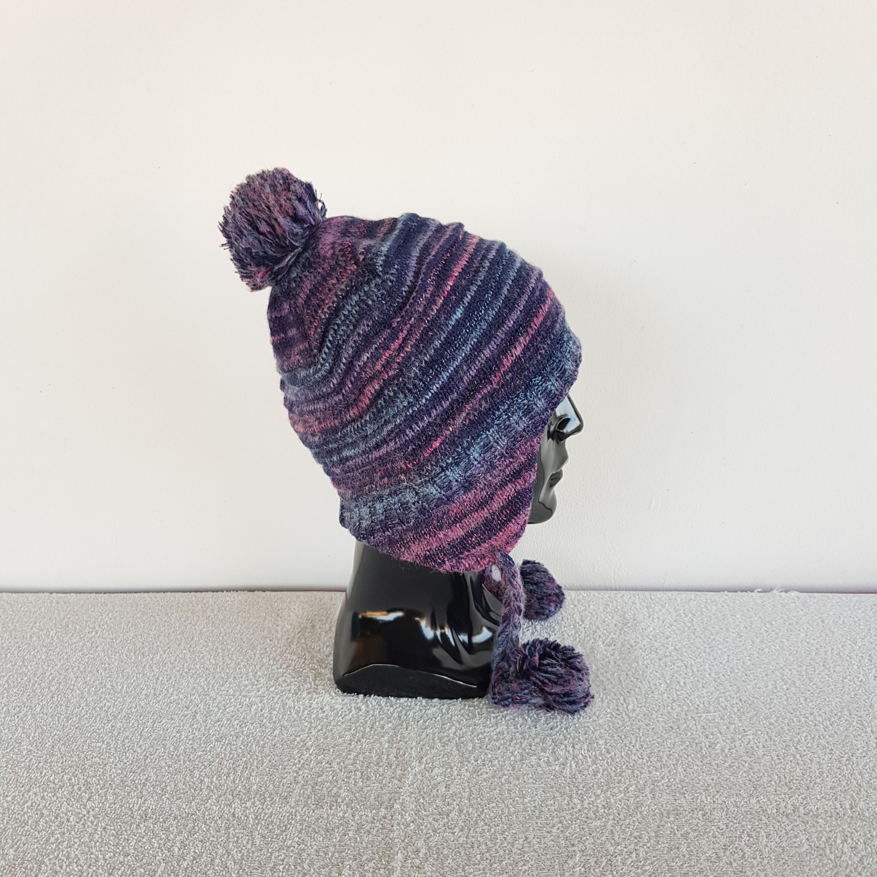 Japanese Brand Vintage Earflap Pom Pom Beanie Knitted Snow Caps Winter Hats Size ONE SIZE - 3 Thumbnail