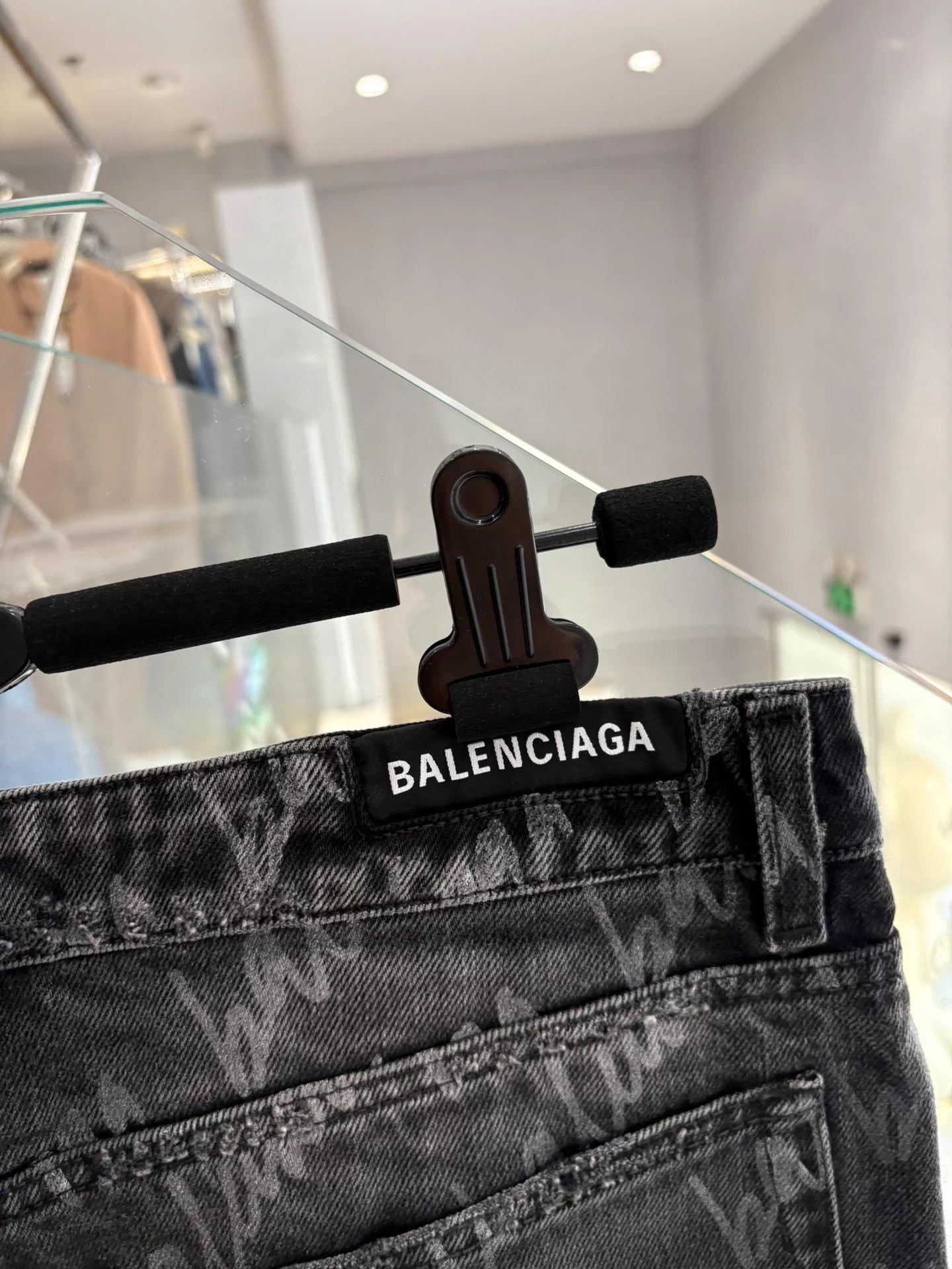 Balenciaga Balenciaga All Over Logo Black Low-Waist Mini Skirt Size 26" / US 2 / IT 38 - 3 Thumbnail