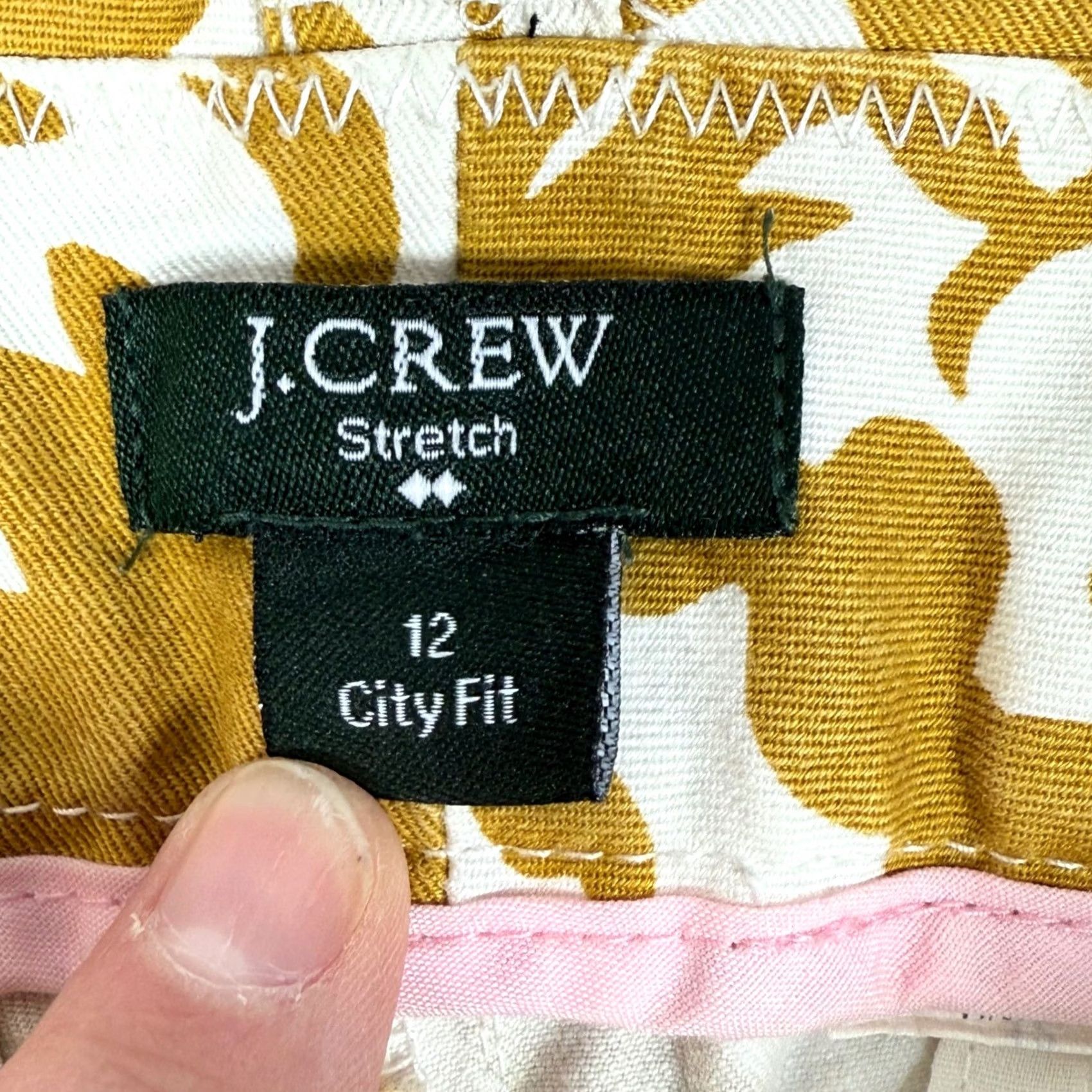J.Crew J.CREW City Fit Stretch Capri Pants Women's 12 White Floral Mustard Cropped Casual Pockets Twill Cotton Blend) Size 34" / US 12 / IT 48 - 4 Thumbnail