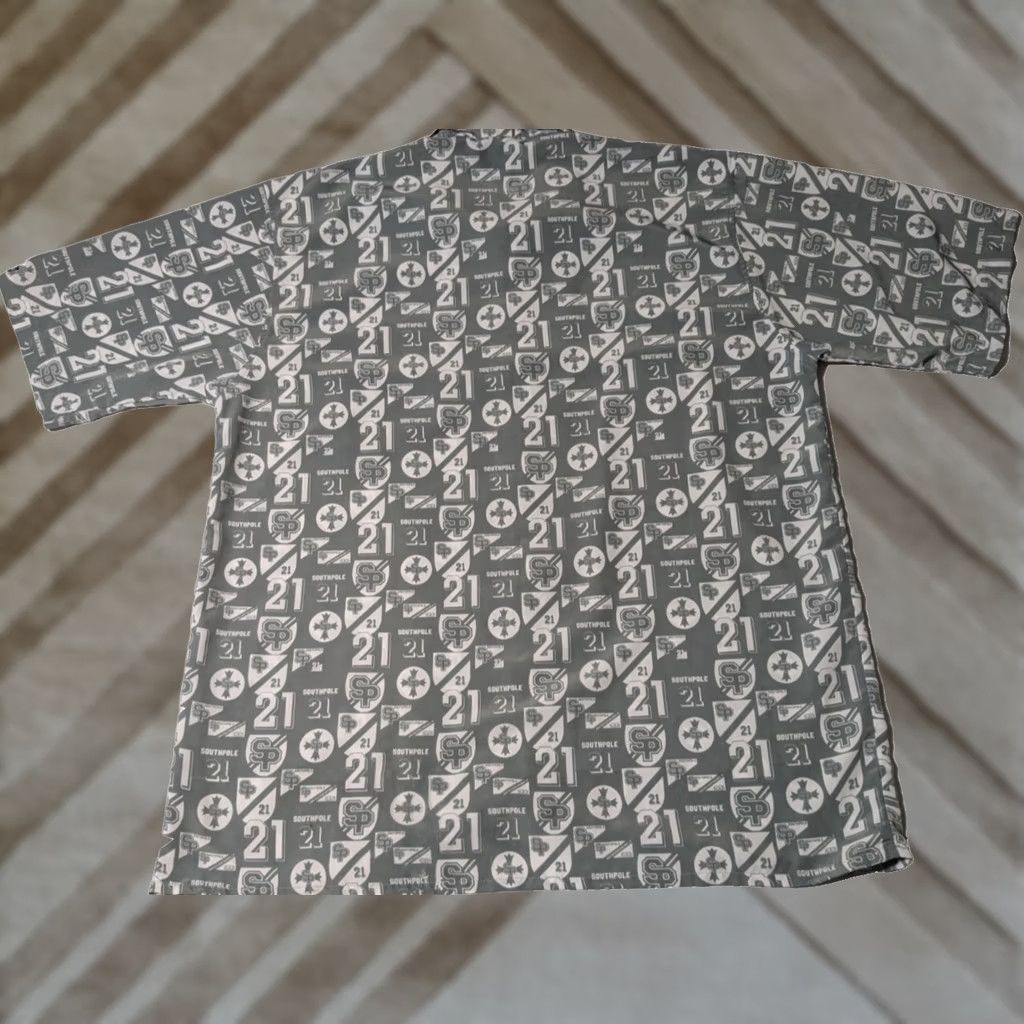 Southpole VINTAGE Southpole SP21 LOGO AOP Gray Poly Button-Up Shirt - Men XL Read Size US XL / EU 56 / 4 - 1 Thumbnail