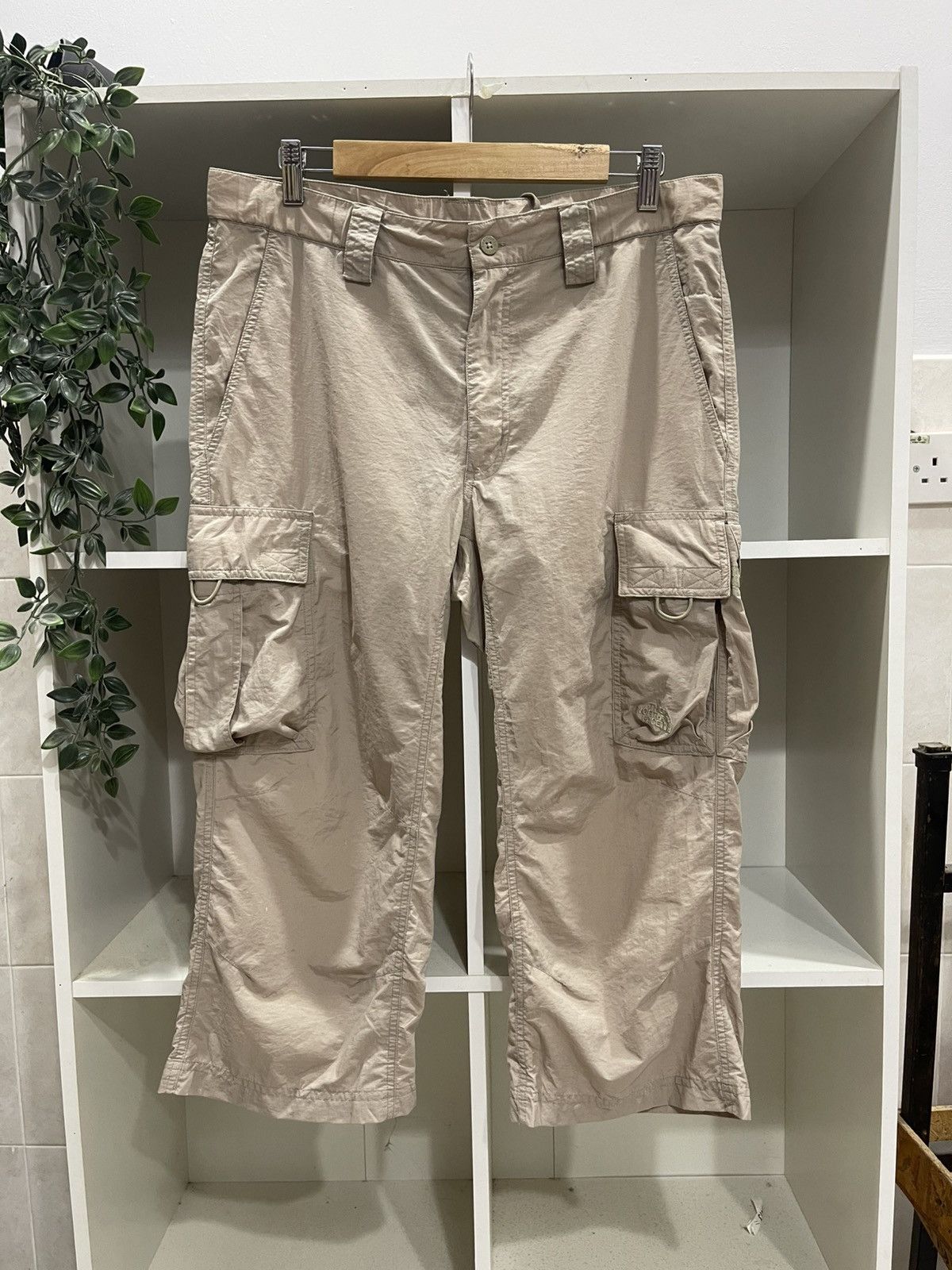 The North Face The North Face Cargo Three Quater Pants Size US 34 / EU 50 - 1 Thumbnail