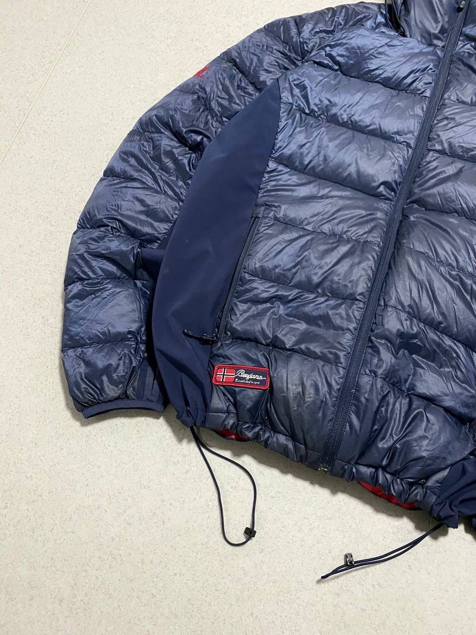 Bergans Outdoor Puffer Bergans Rare Logo Streetwear Size US XL / EU 56 / 4 - 5 Thumbnail