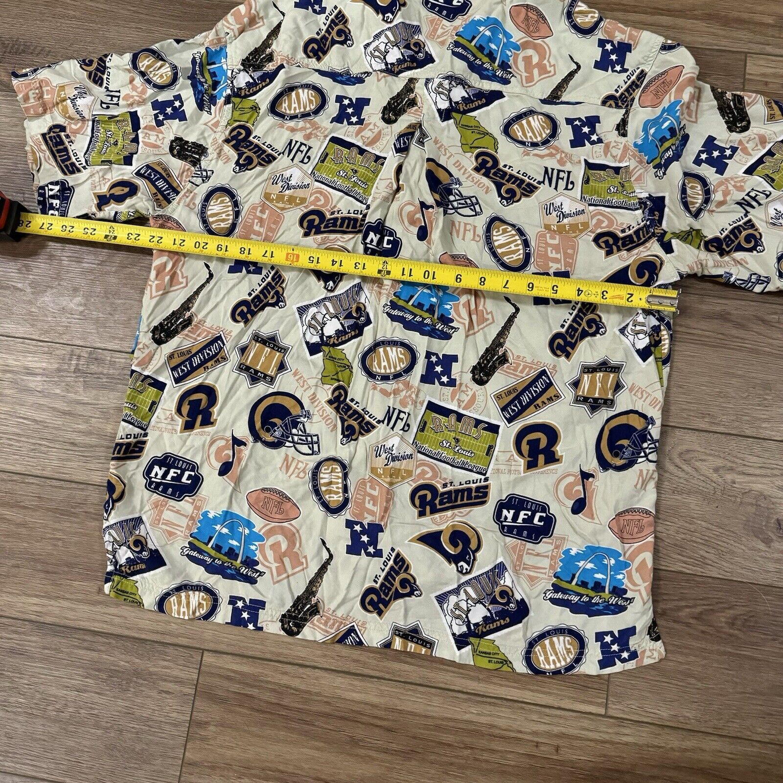 NFL Vintage Y2K St Louis Rams AOP Button Up Shirt Size US L / EU 52-54 / 3 - 6 Thumbnail