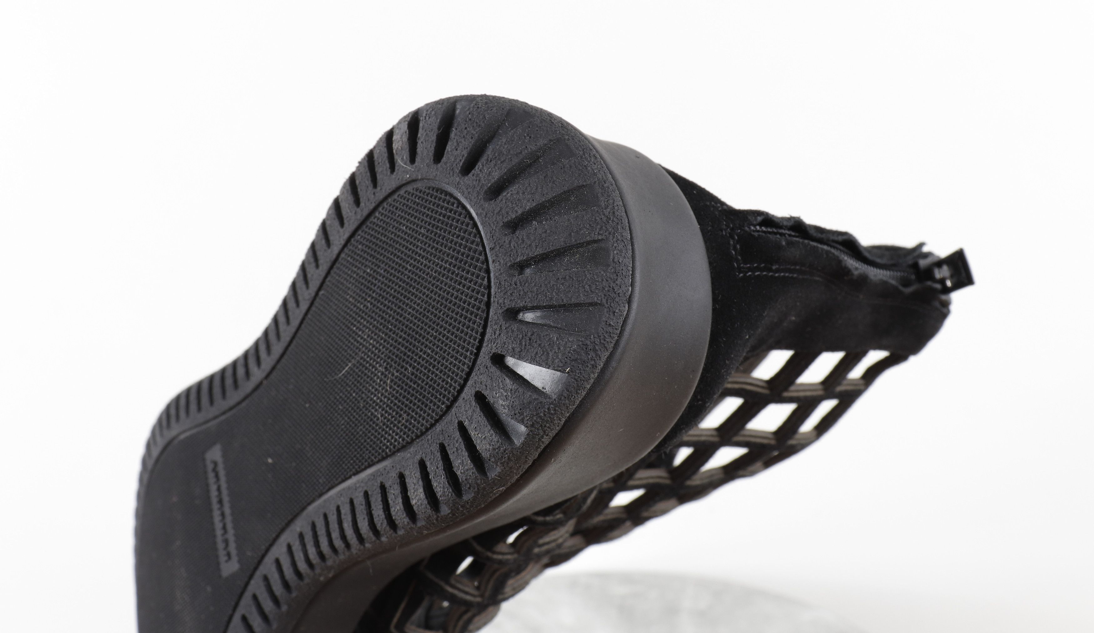 Burberry BURBERRY PRORSUM Suede Black Cage Gladiator Sandals Size US 9.5 / IT 39.5 - 9 Thumbnail