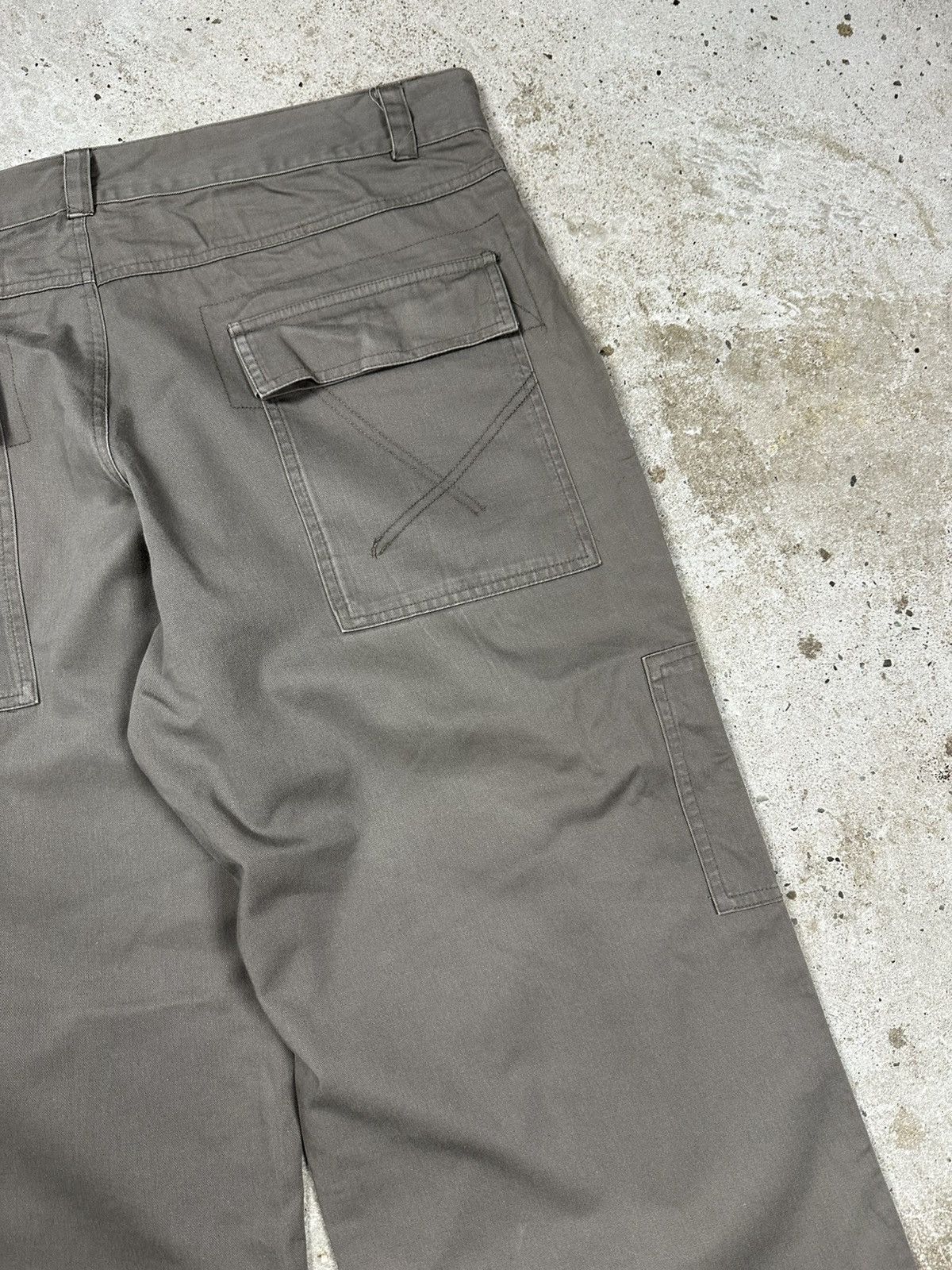 Puma × Vintage Vintage Y2K Puma Baggy Brown Cargo Outdoor Pants Size US 38 / EU 54 - 11 Thumbnail