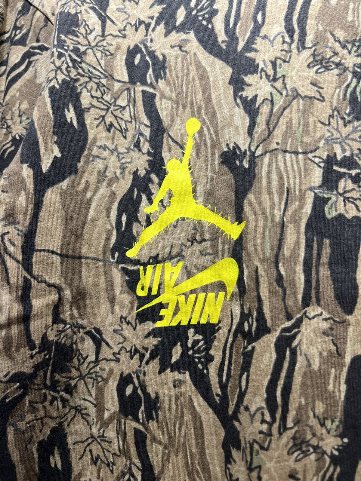 Jordan Brand × Nike × Travis Scott Nike Air Jordan Travis Scott “Highest In The Room” Camo Tee Size US M / EU 48-50 / 2 - 2 Thumbnail