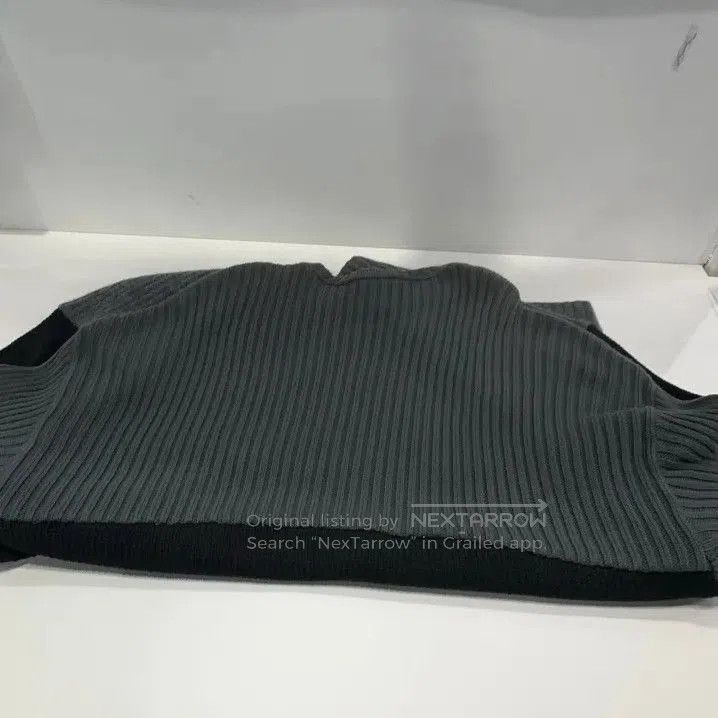 Balenciaga Balenciaga FW21 Logo Knitted Pullover Sweater. Size US S / EU 44-46 / 1 - 7 Thumbnail