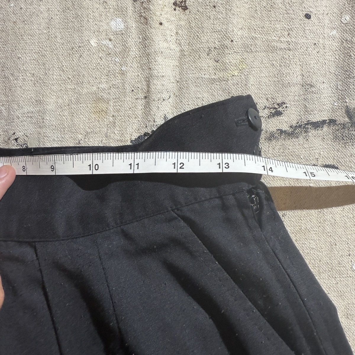 Comme des Garcons Vintage 1960’s Black Pleated Baggy Shorts Cropped Side Zip Size US 28 / EU 44 - 6 Thumbnail