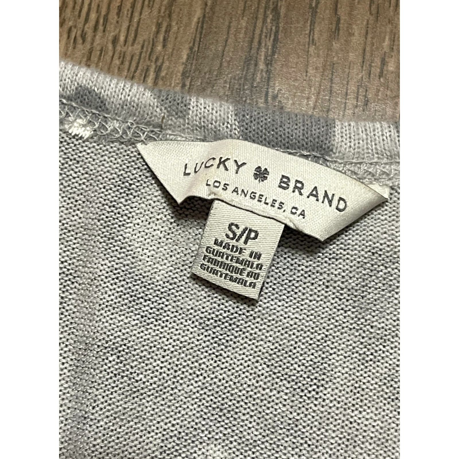 Lucky Brand Lucky Brand Shirt Women's Small Gray Hearts V-Neck Long Sleeve Shirt Womens Small Gray Hearts V-Neck Long Sleeve Size S / US 4 / IT 40 - 7 Thumbnail