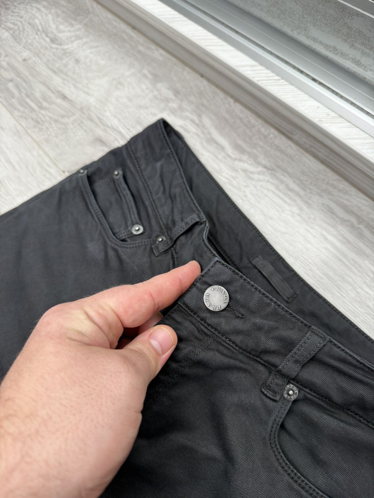 Prada Prada Milano Black Denim Pants Women’s Slim Jeans Size 27 Size 27" / US 4 / IT 40 - 3 Thumbnail