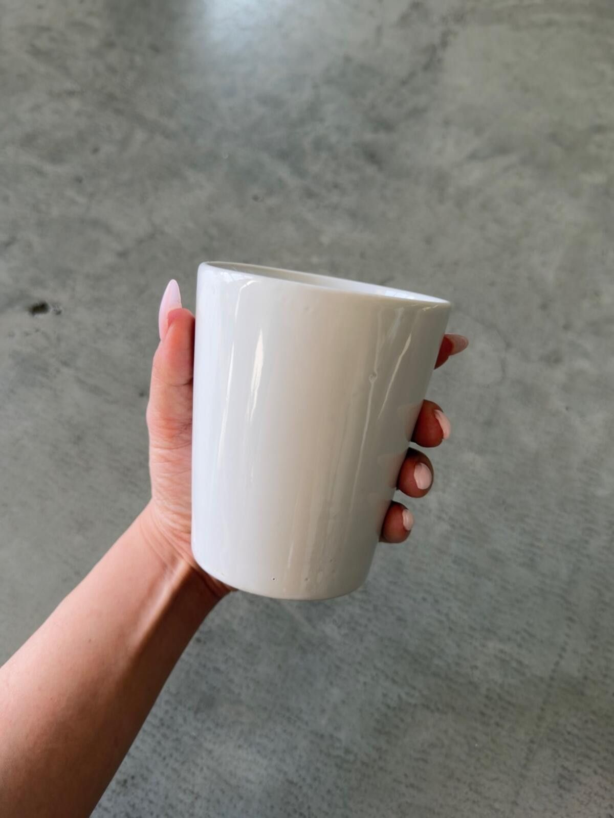 Other White Ceramic Planter Pot / Minimal Modern Indoor Decor Size ONE SIZE - 1 Thumbnail
