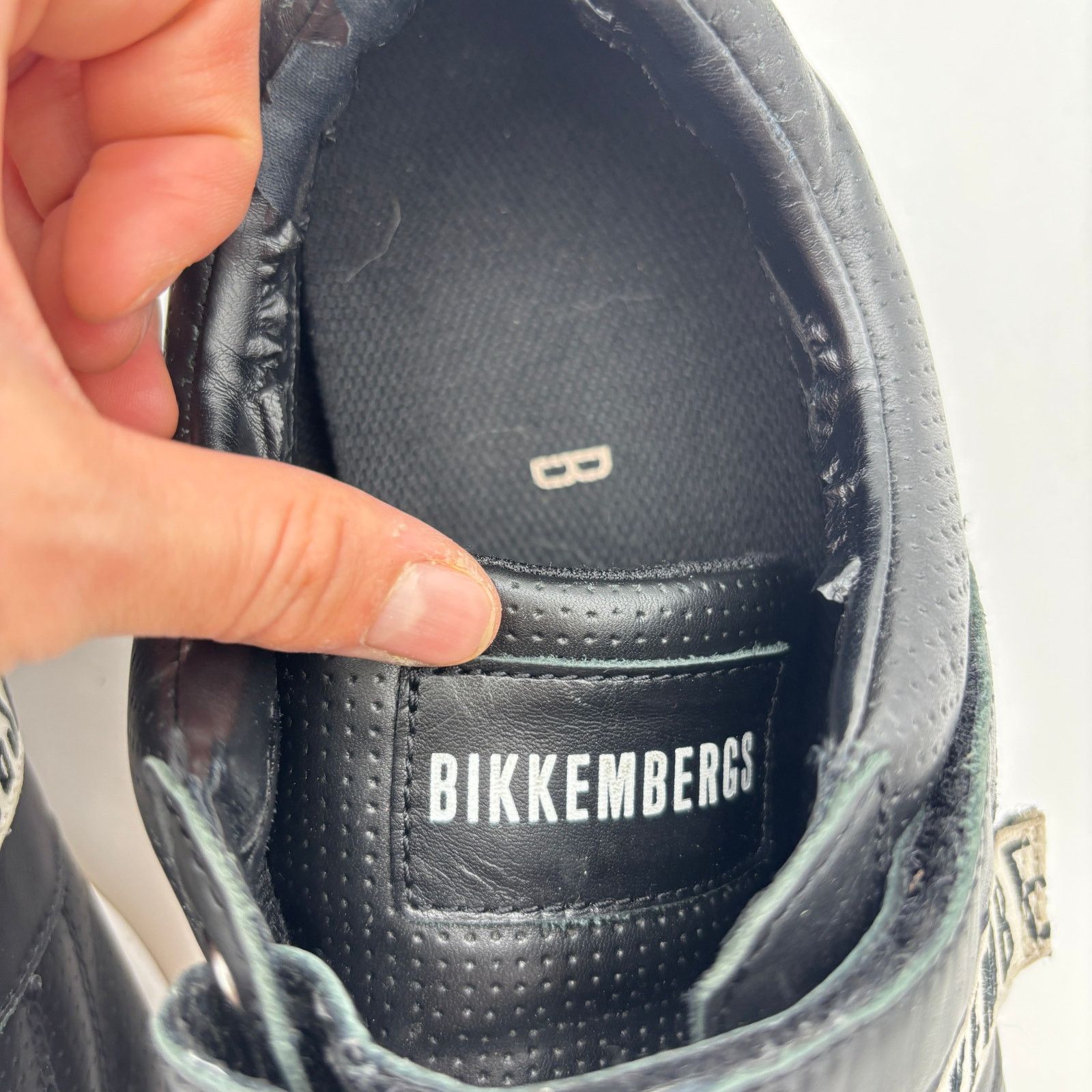 Dirk Bikkembergs VTG Bikkembergs Bannon Perforated Leather Sneakers 10.5 Size US 10.5 / EU 43-44 - 10 Thumbnail