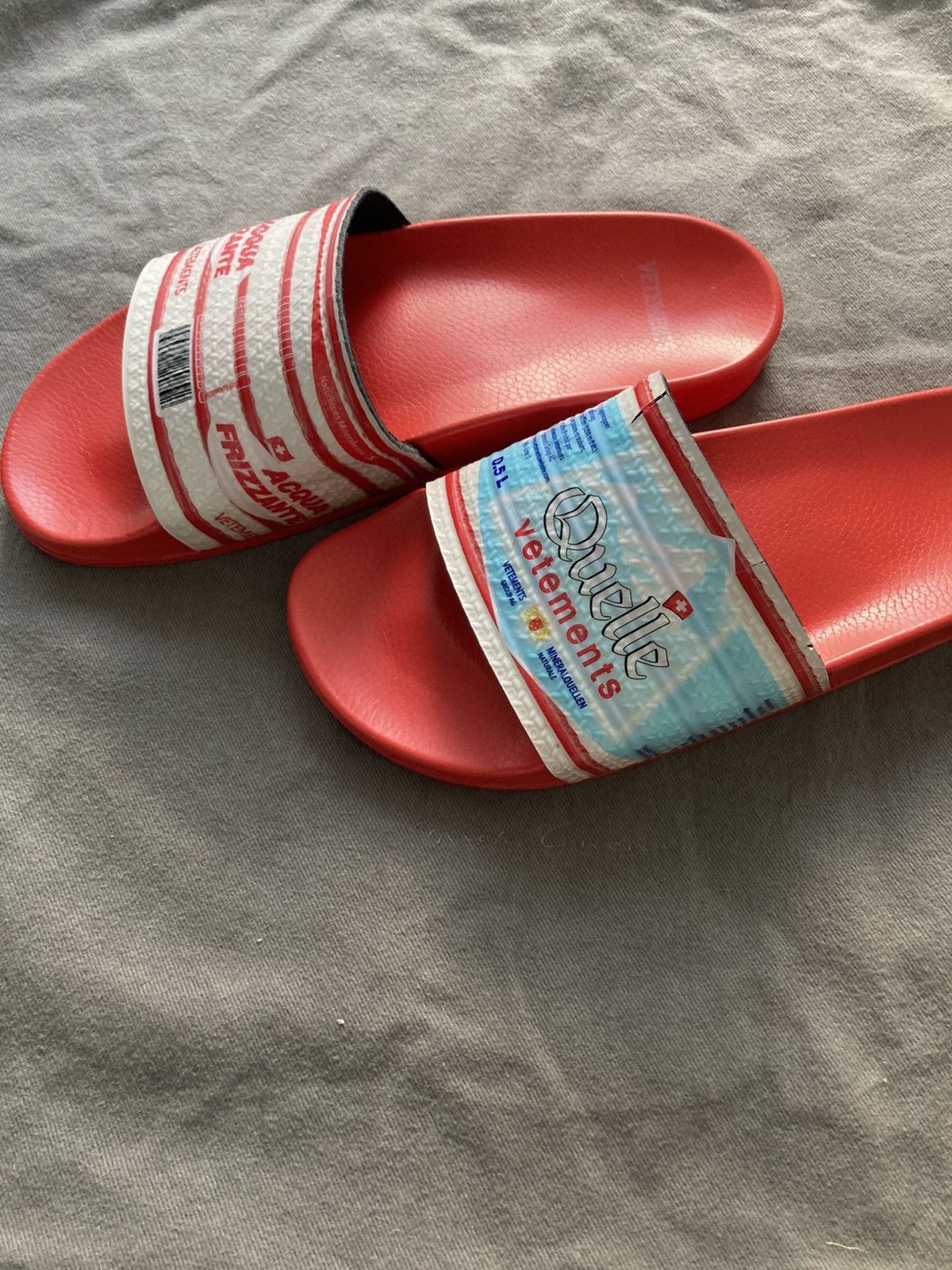 Vetements Vetements water bootle print slides Size US 12 / EU 45 - 3 Thumbnail