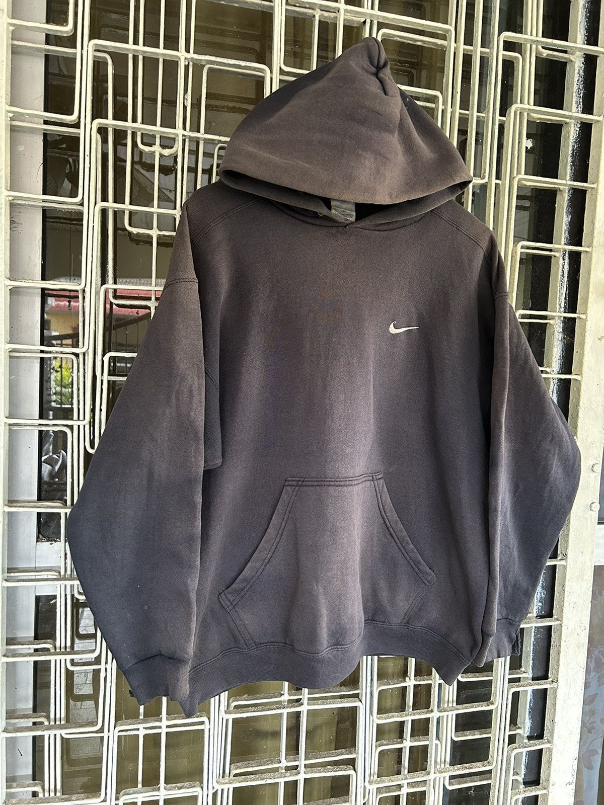 Nike × Vintage 💥 RARE 90s SUN FADED NIKE PULL OVER HOODIE Size US L / EU 52-54 / 3 - 3 Thumbnail