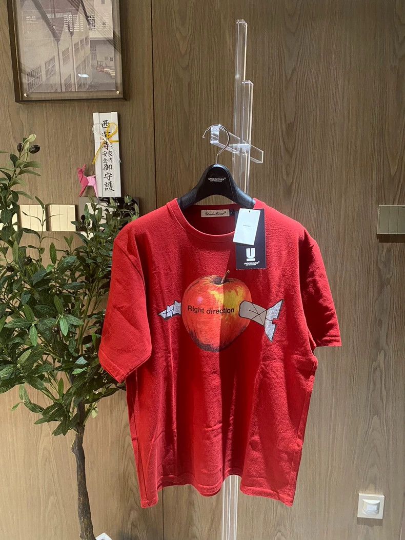 Undercover Undercover 18ss red apple nail short sleeves Size US L / EU 52-54 / 3 - 1 Thumbnail