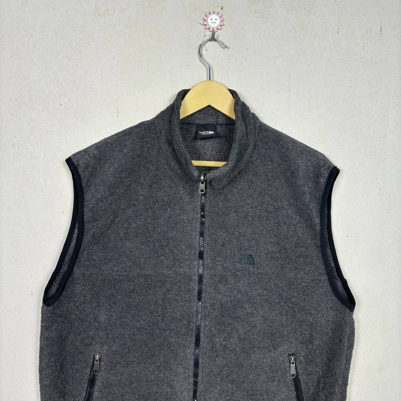 The North Face The North Face Glacier Fleece Vest Charcoal Gray Size US L / EU 52-54 / 3 - 3 Thumbnail