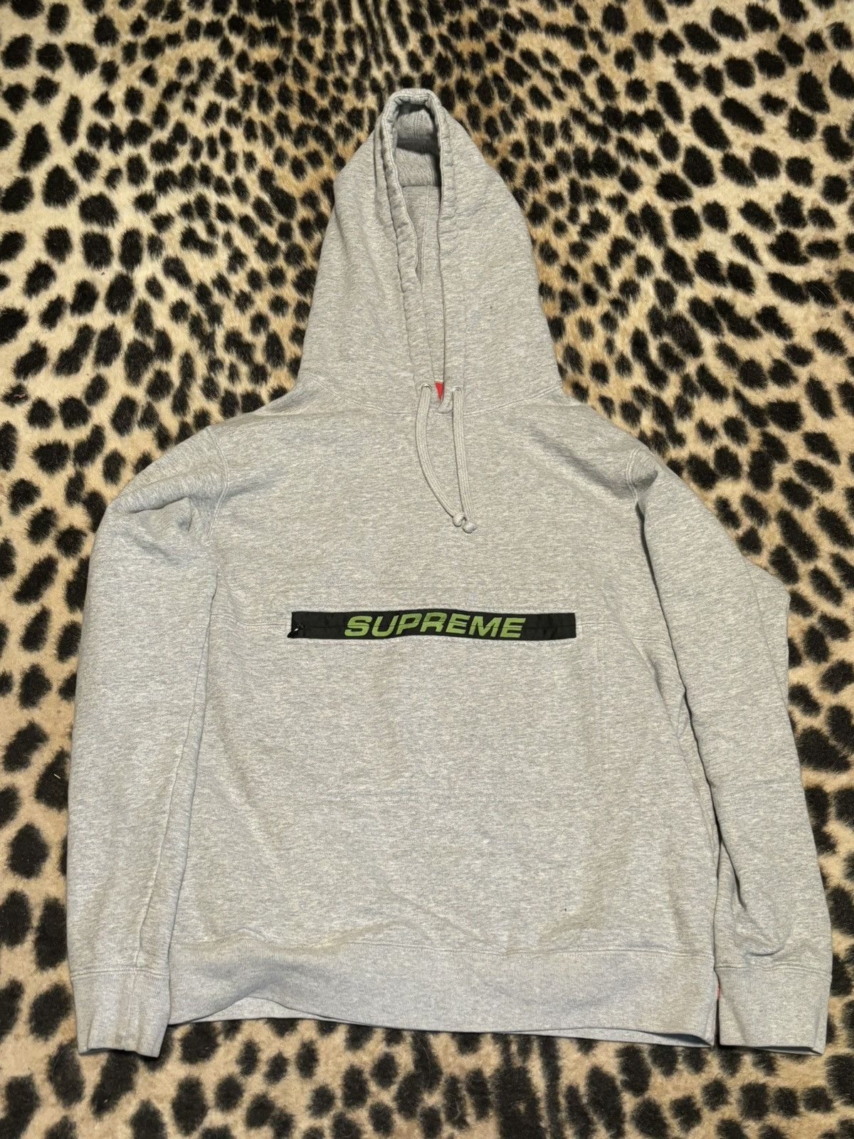 Supreme outlet zip pouch hoodie