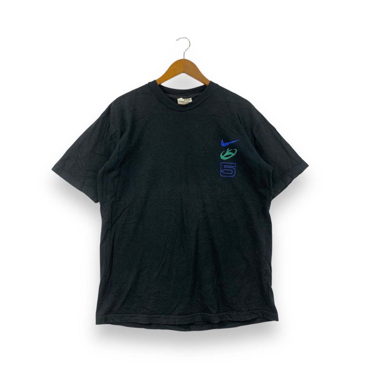 Vintage 90’ NIKE 5 COLLECTION Swoosh Logo Basketball Tee