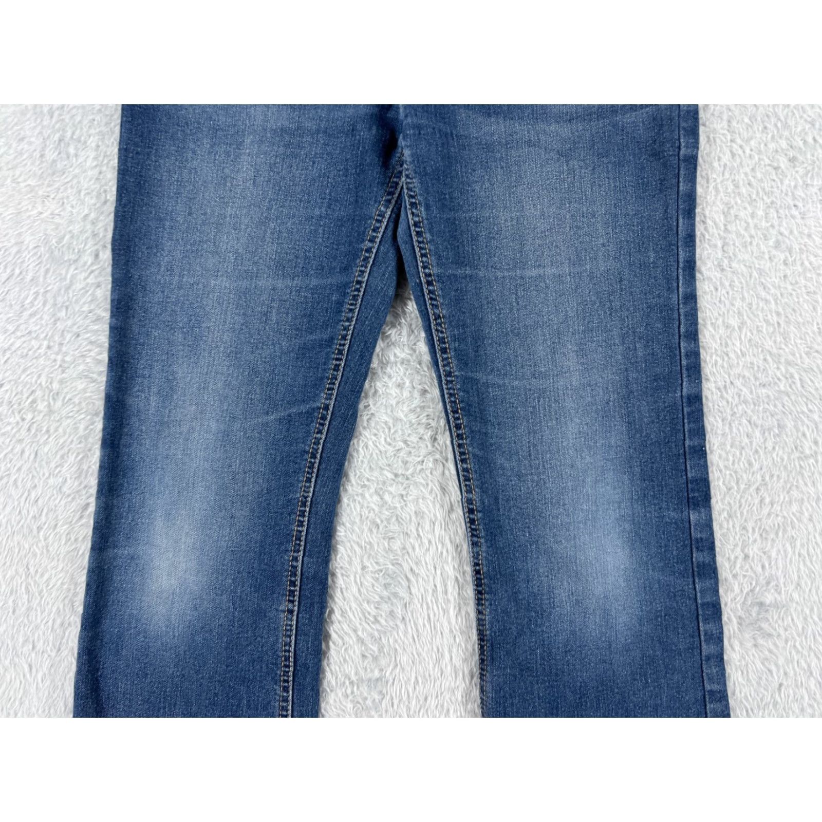 Jordache Jordache Jeans Pant Bootscut Denim Mid Rise 18 Juniors 26x27 Blue Cotton Blend Women 5-Pocket Distressed Embroidered Zipper 90s? (adjust if no decade) Size 40" / US 18 - 3 Thumbnail